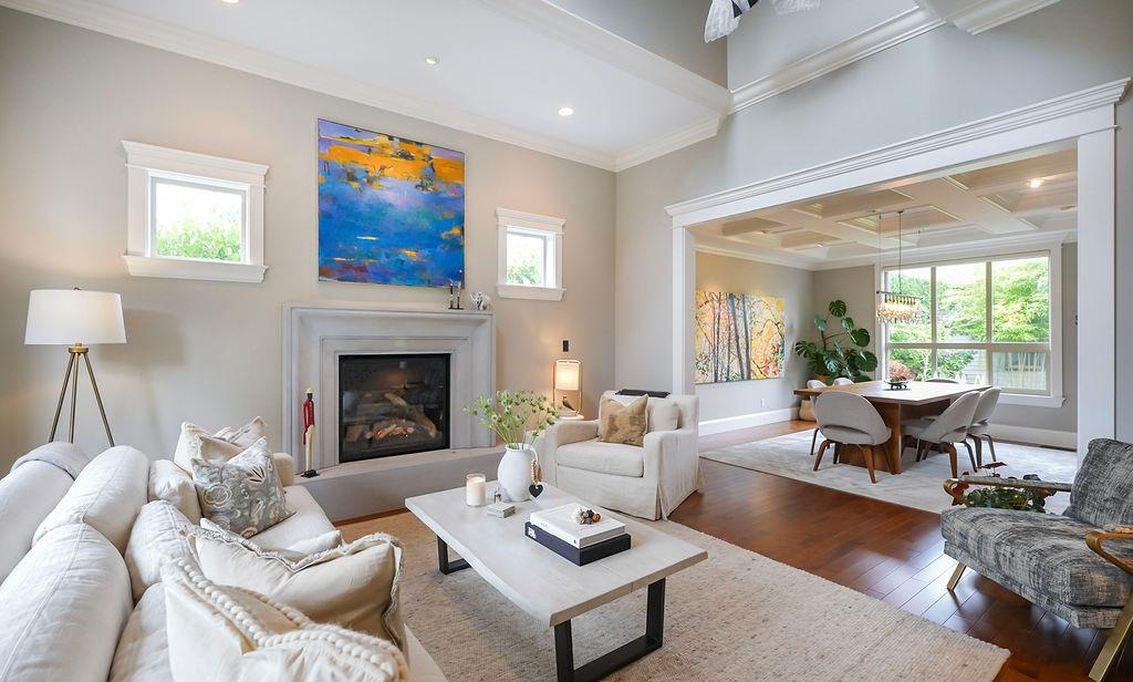Listing image of 956 BELMONT AVENUE