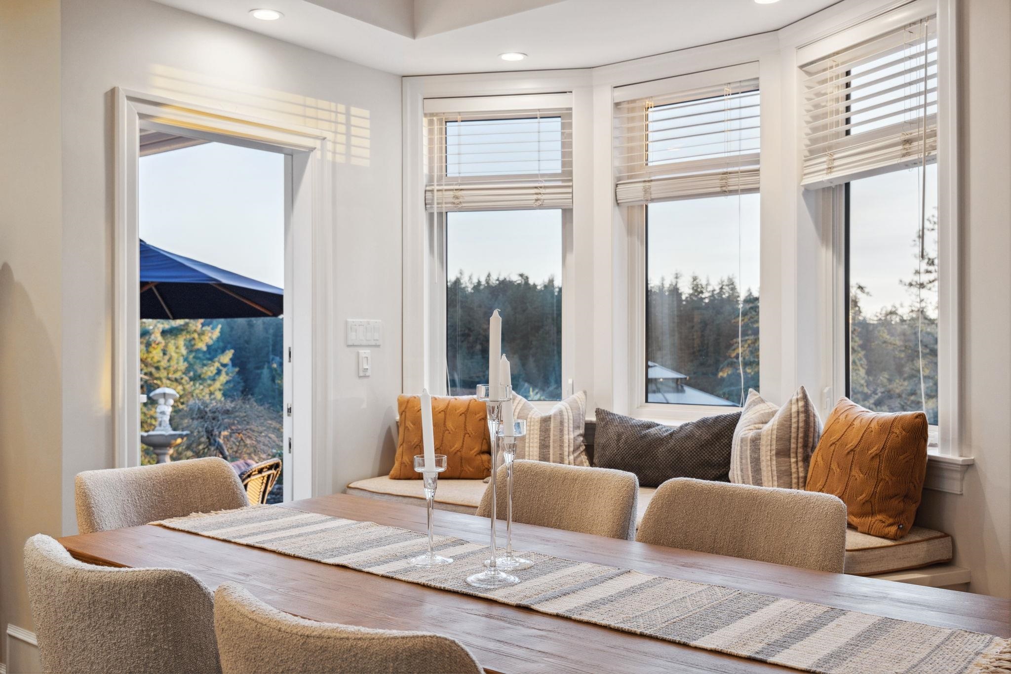 Listing image of 4668 HEADLAND DRIVE