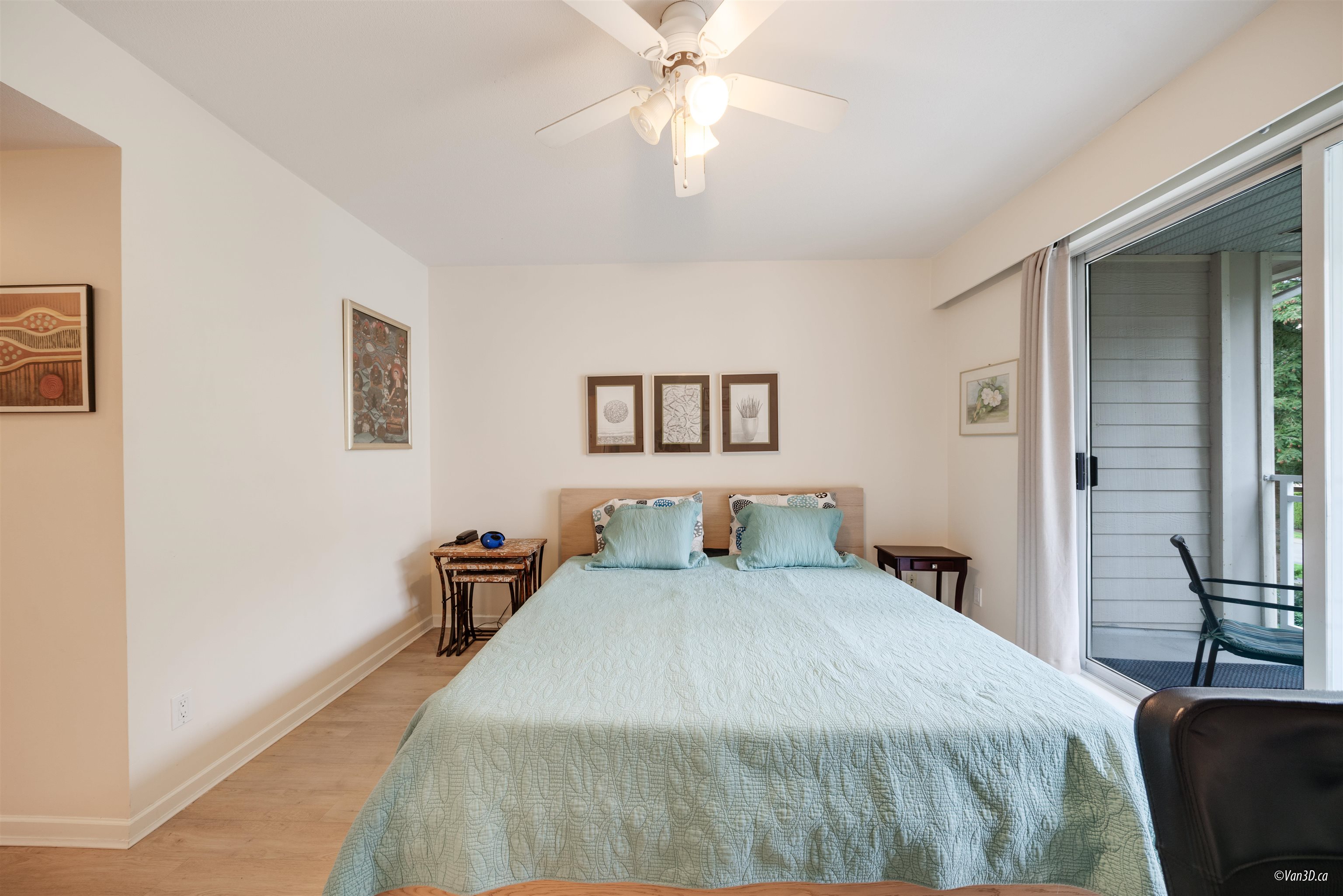 Listing image of 416 3608 DEERCREST DRIVE