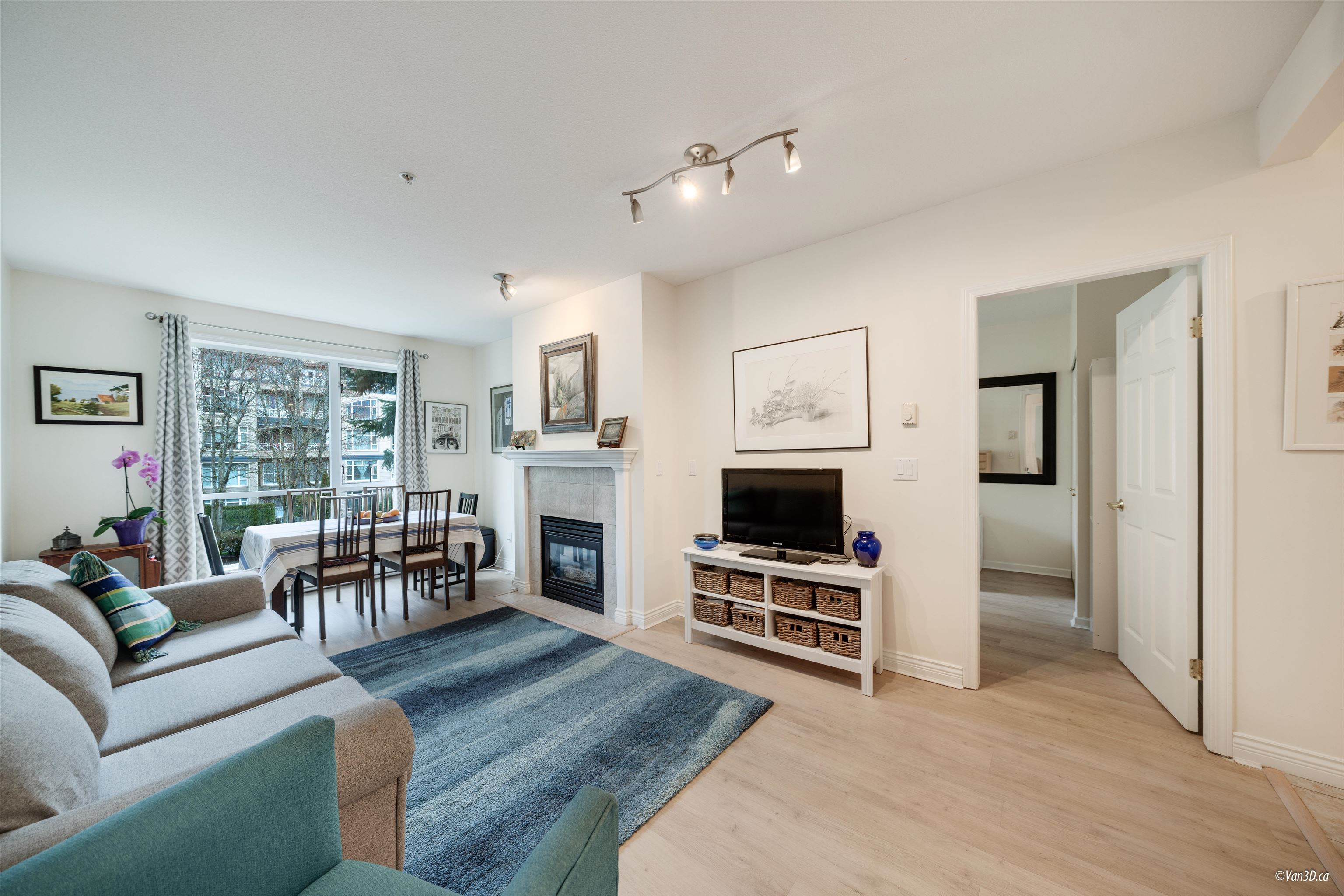 Listing image of 416 3608 DEERCREST DRIVE