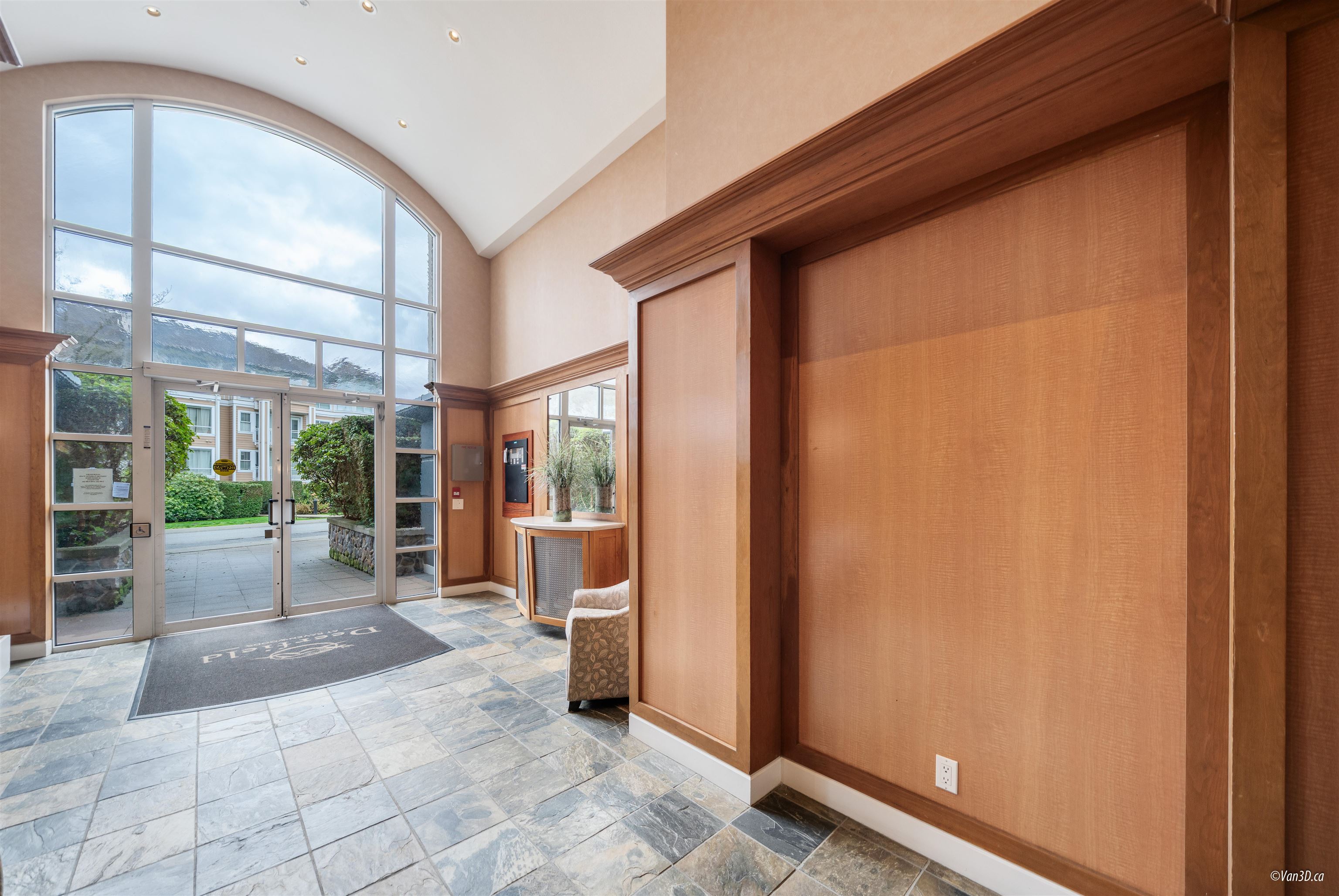 Listing image of 416 3608 DEERCREST DRIVE