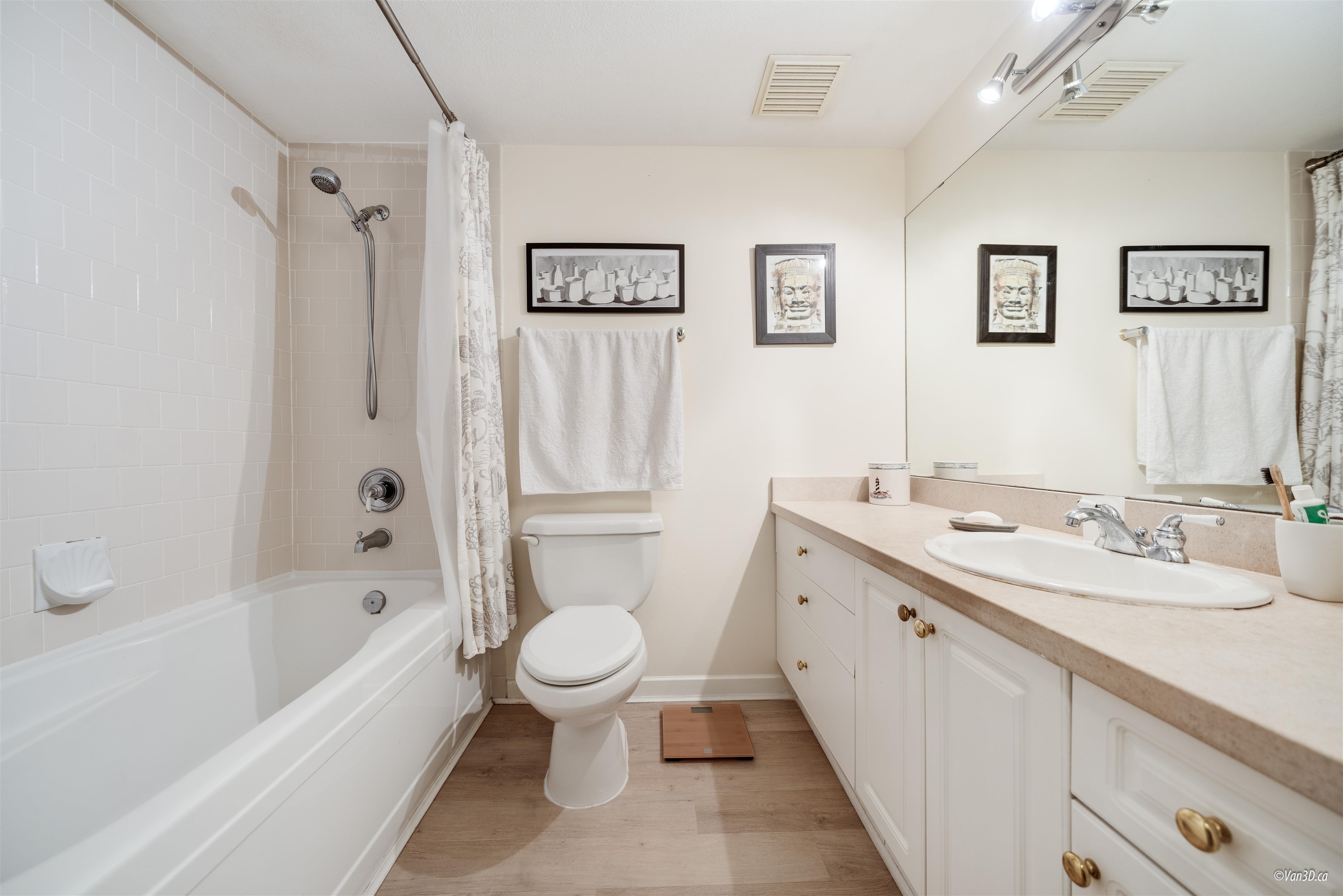 Listing image of 416 3608 DEERCREST DRIVE