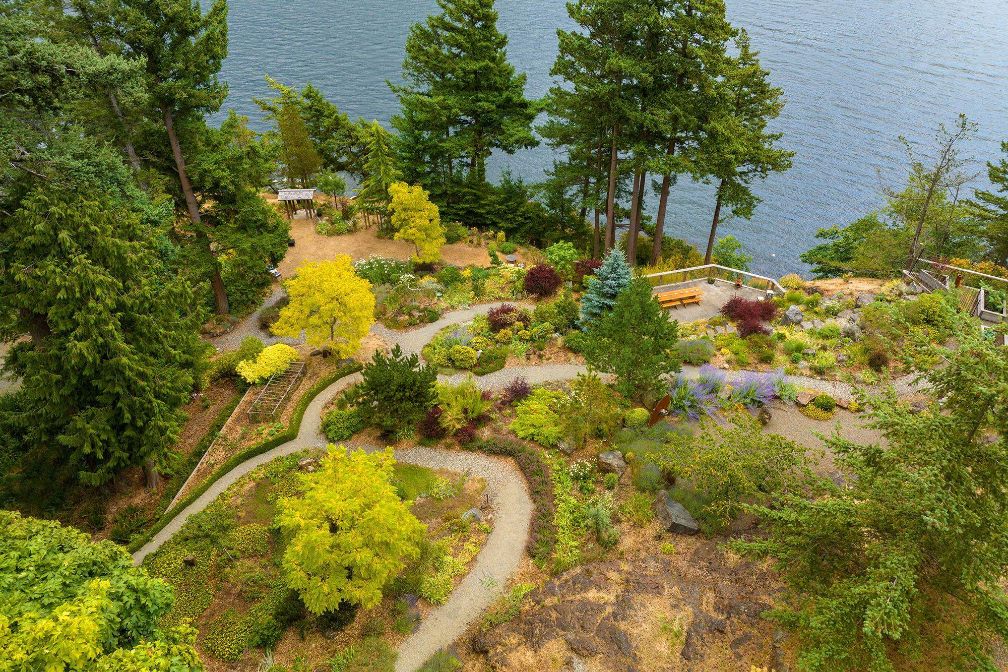Listing image of 1545 EAGLE CLIFF ROAD