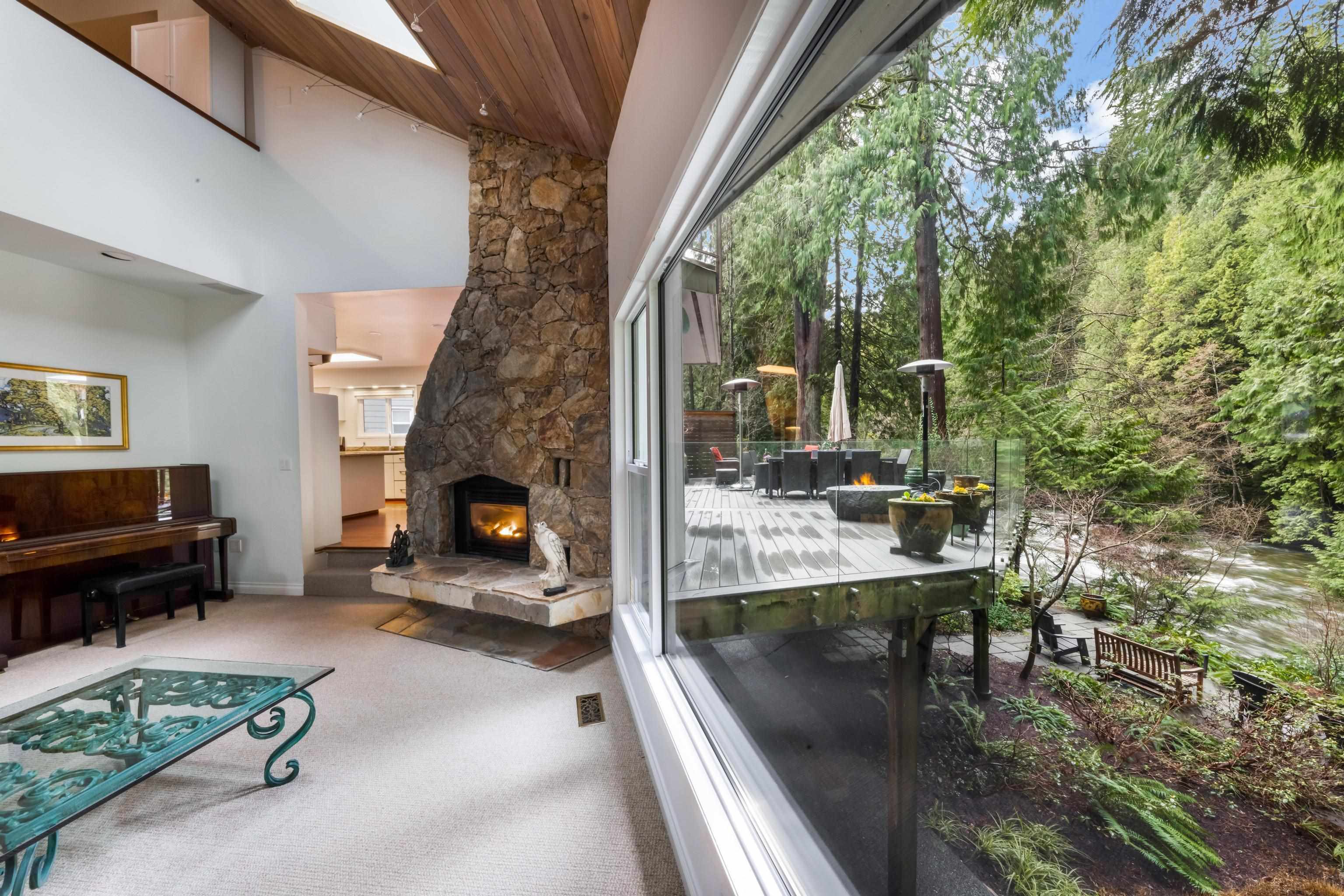 Listing image of 1755 EDGEWATER LANE
