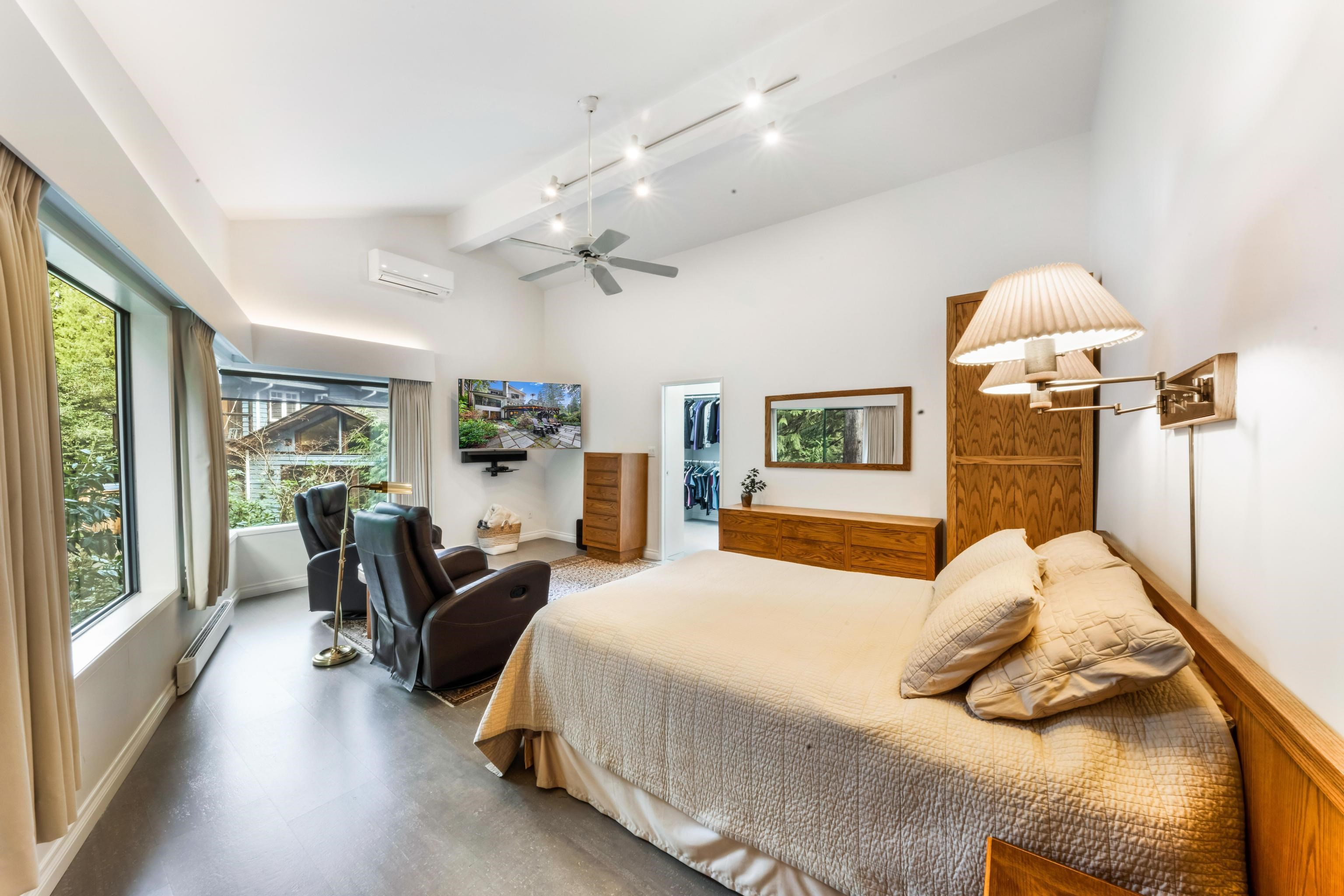 Listing image of 1755 EDGEWATER LANE