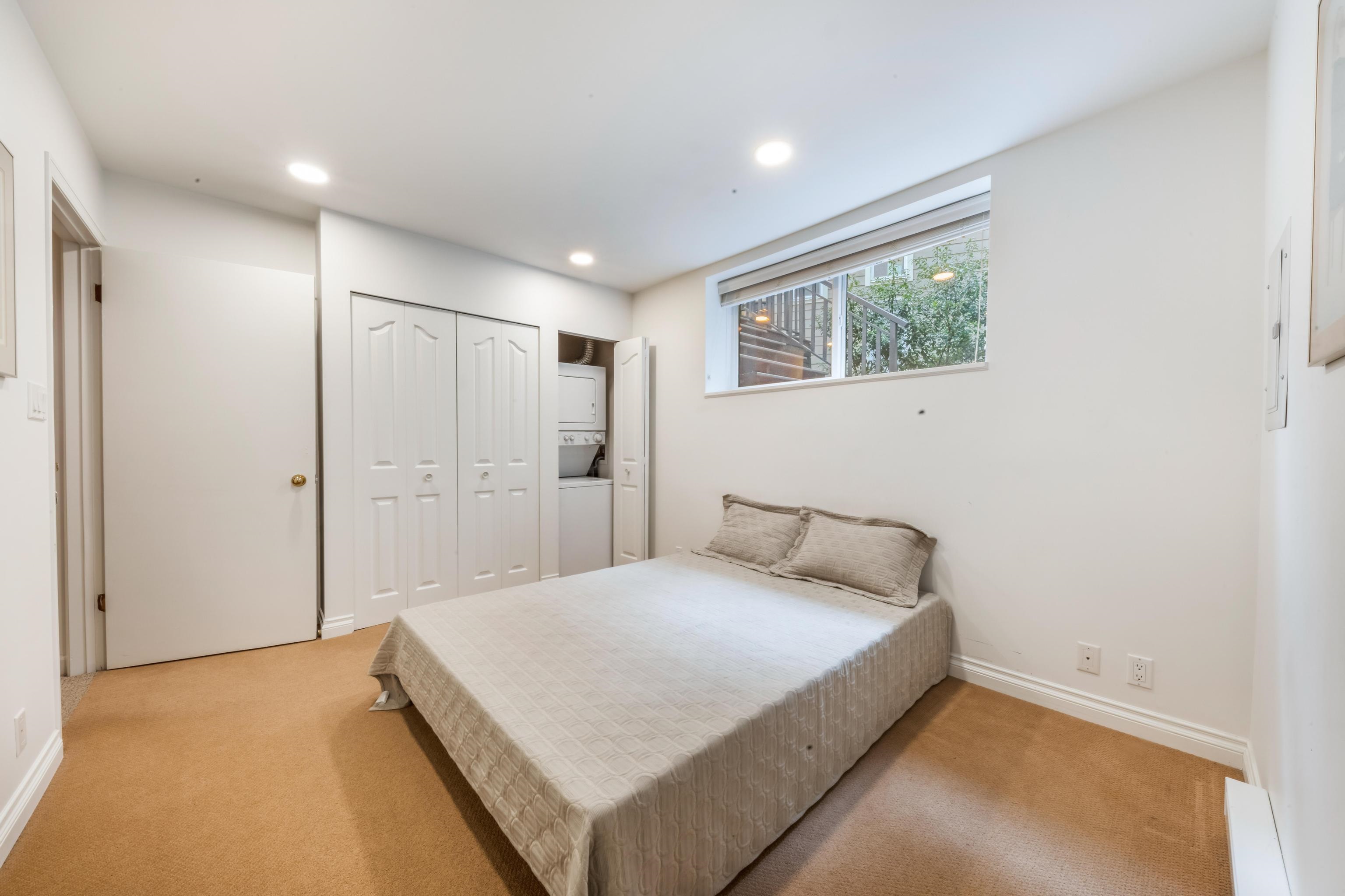 Listing image of 1755 EDGEWATER LANE