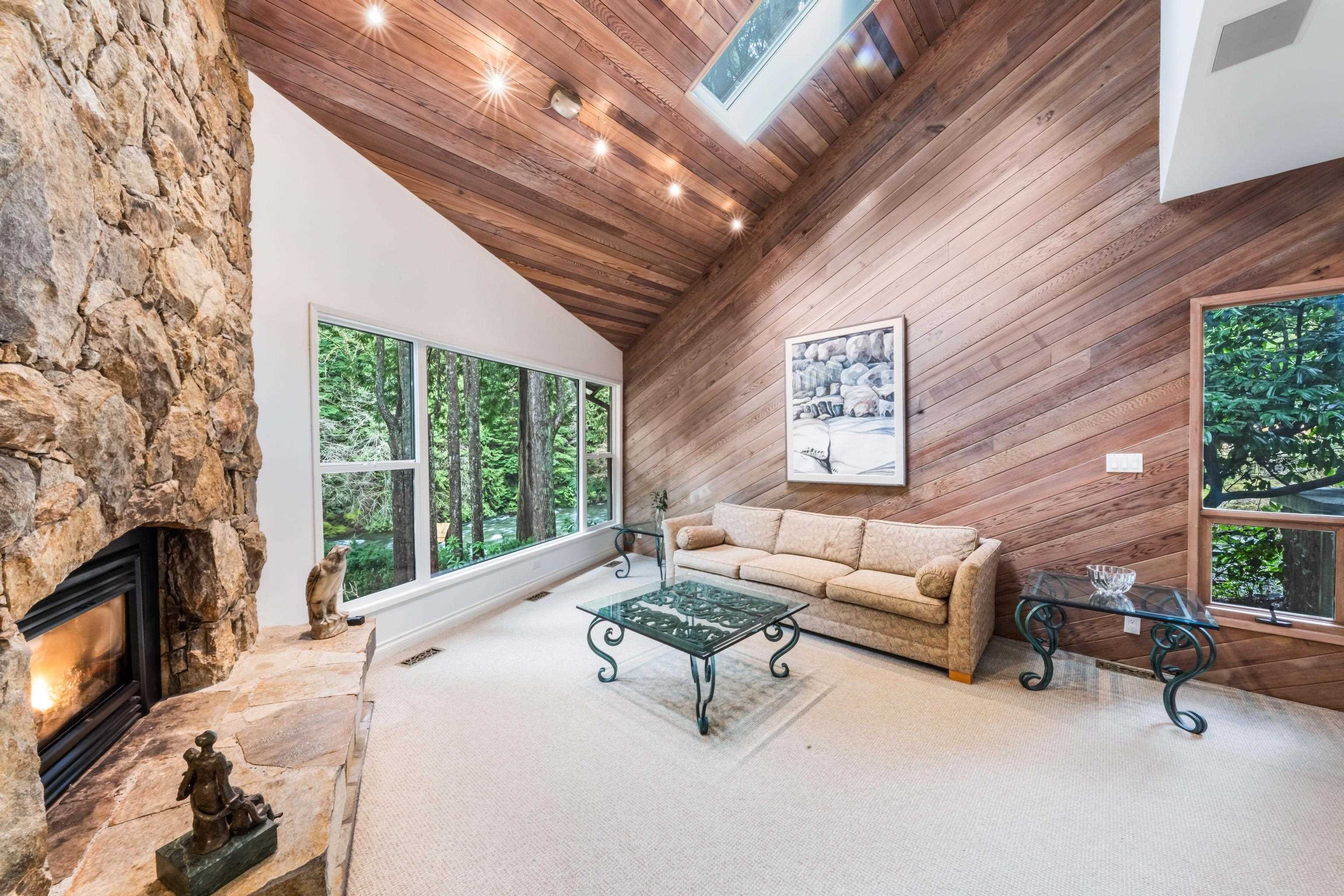 Listing image of 1755 EDGEWATER LANE