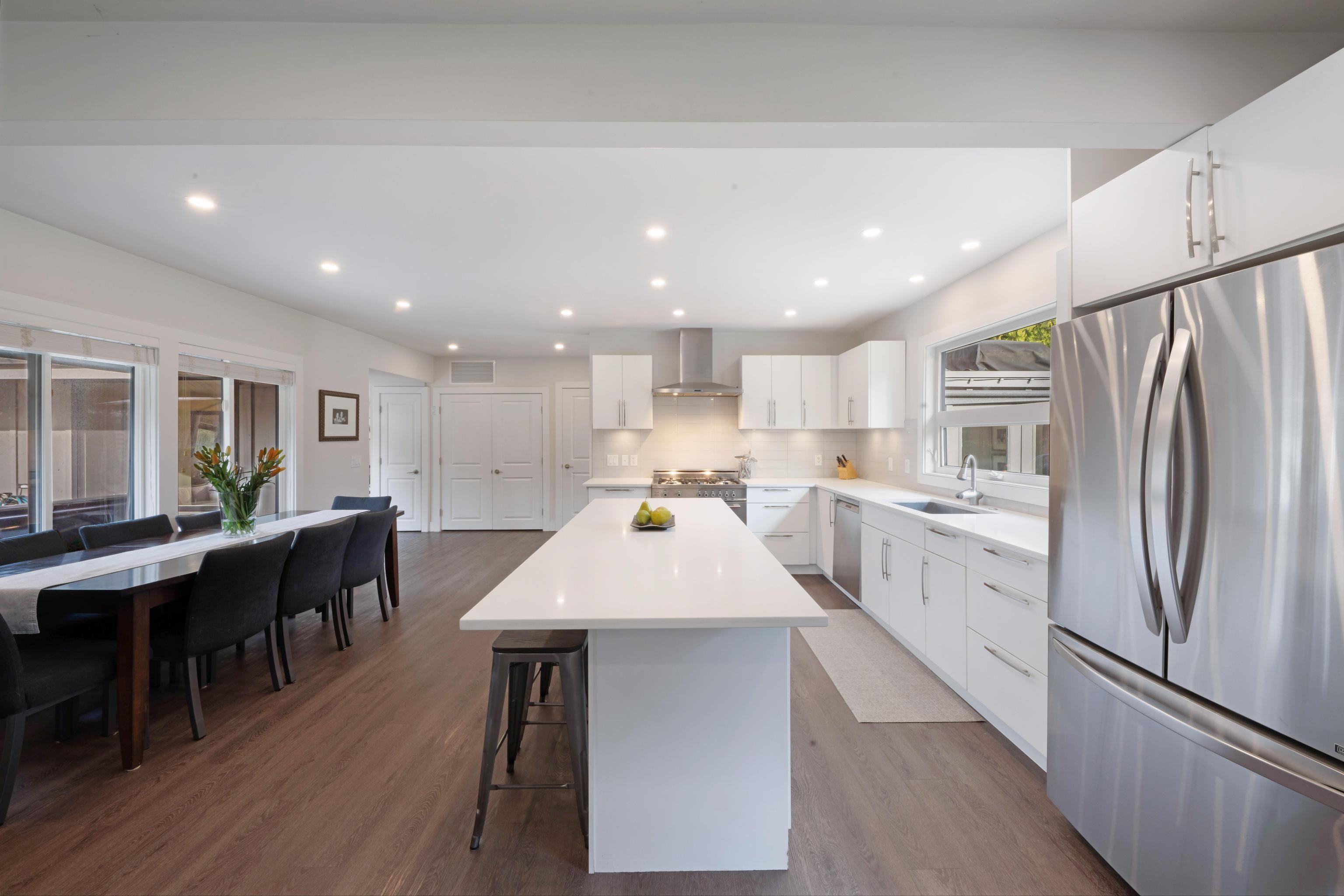 Listing image of 799 GRANTHAM PLACE