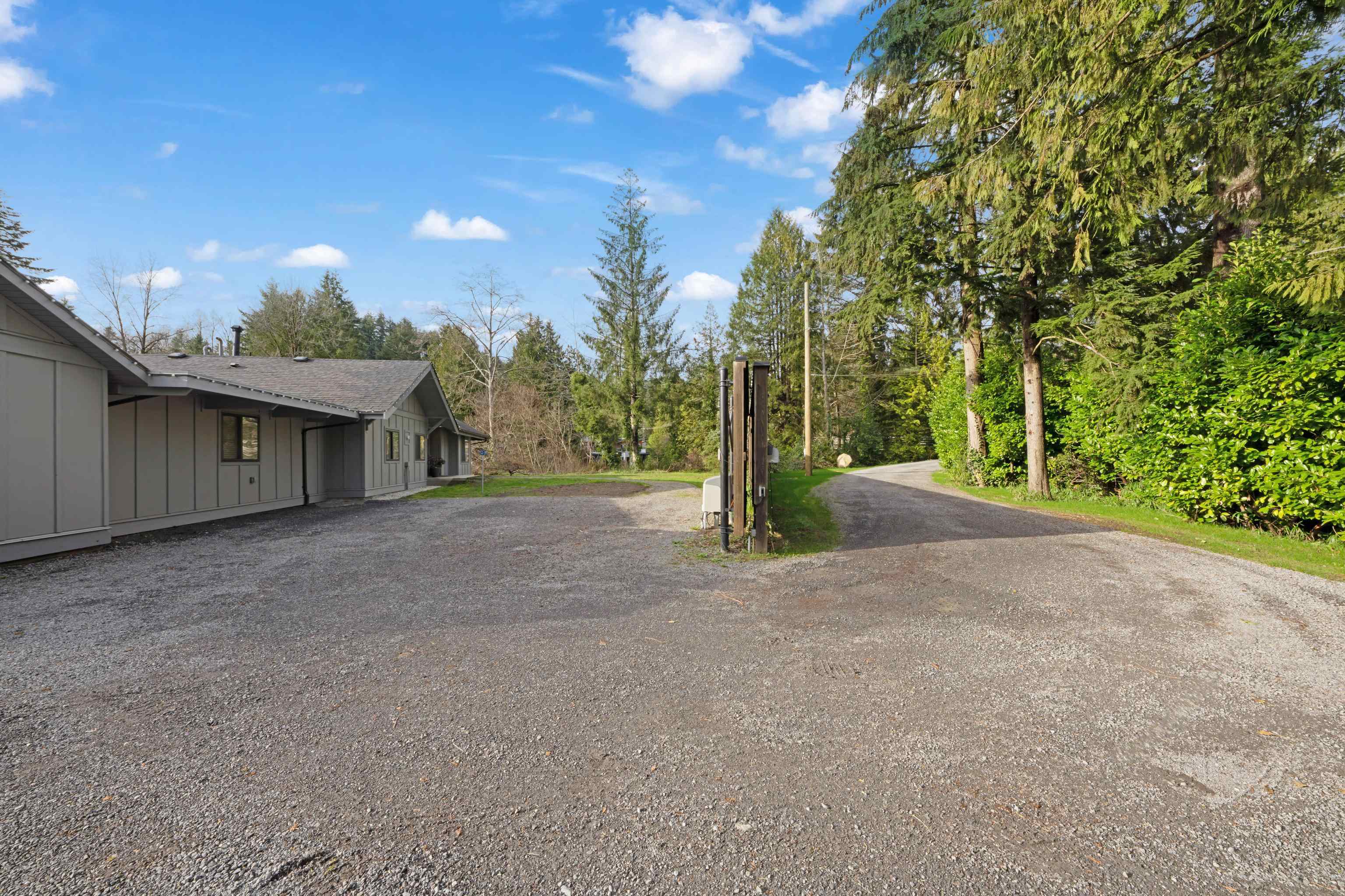 Listing image of 799 GRANTHAM PLACE