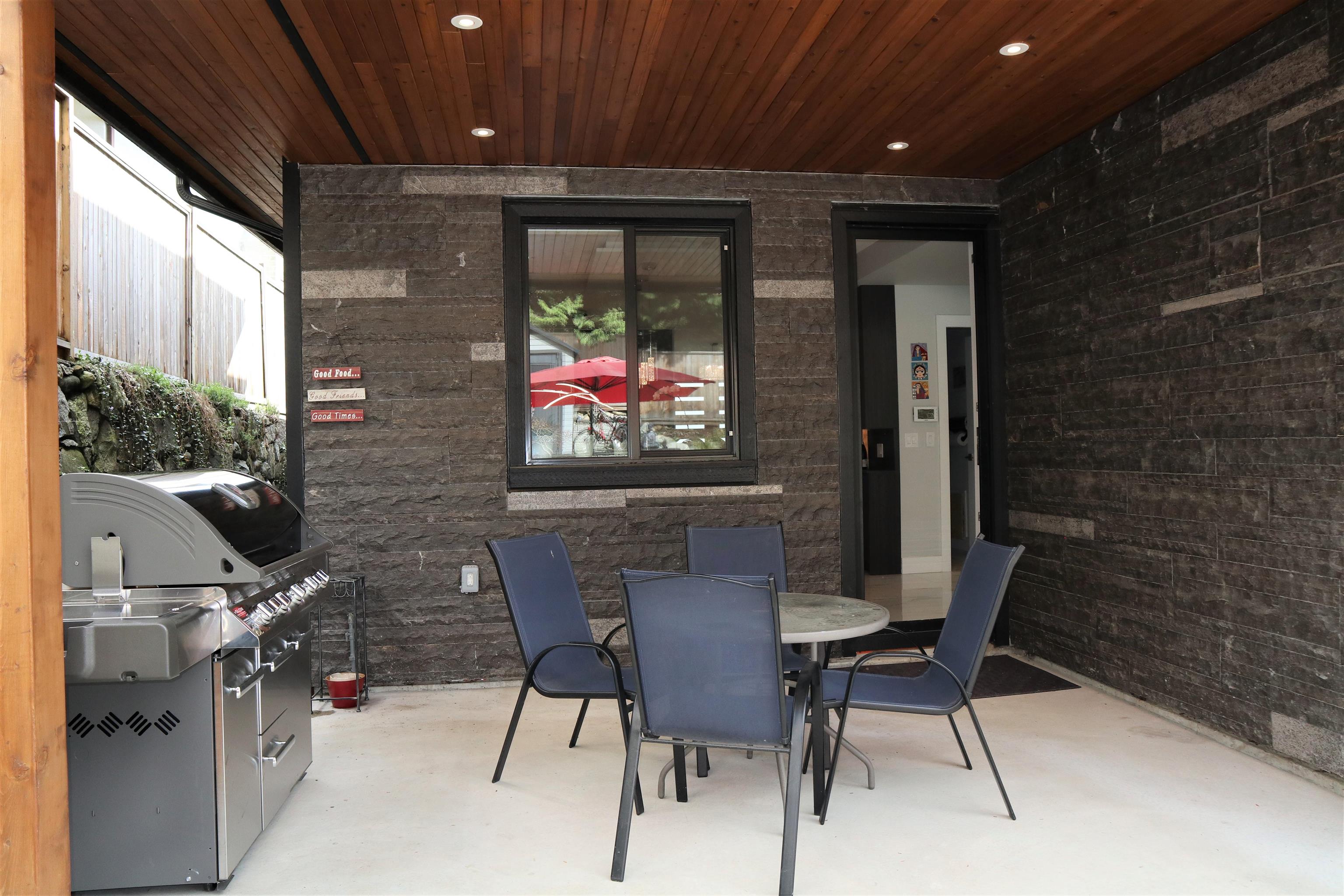 Listing image of 4365 MOUNTAIN HIGHWAY