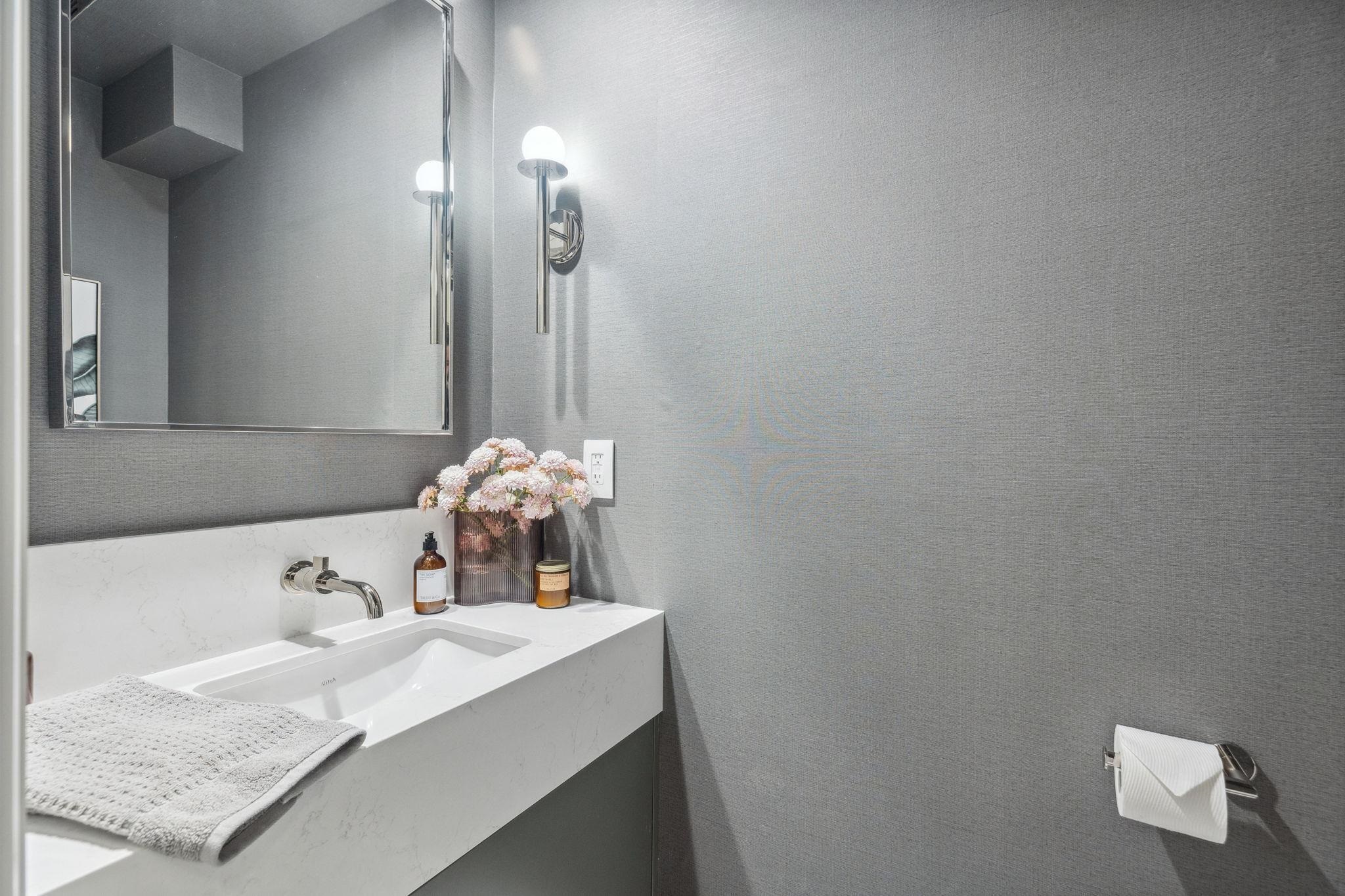 Listing image of 106 E 26TH STREET