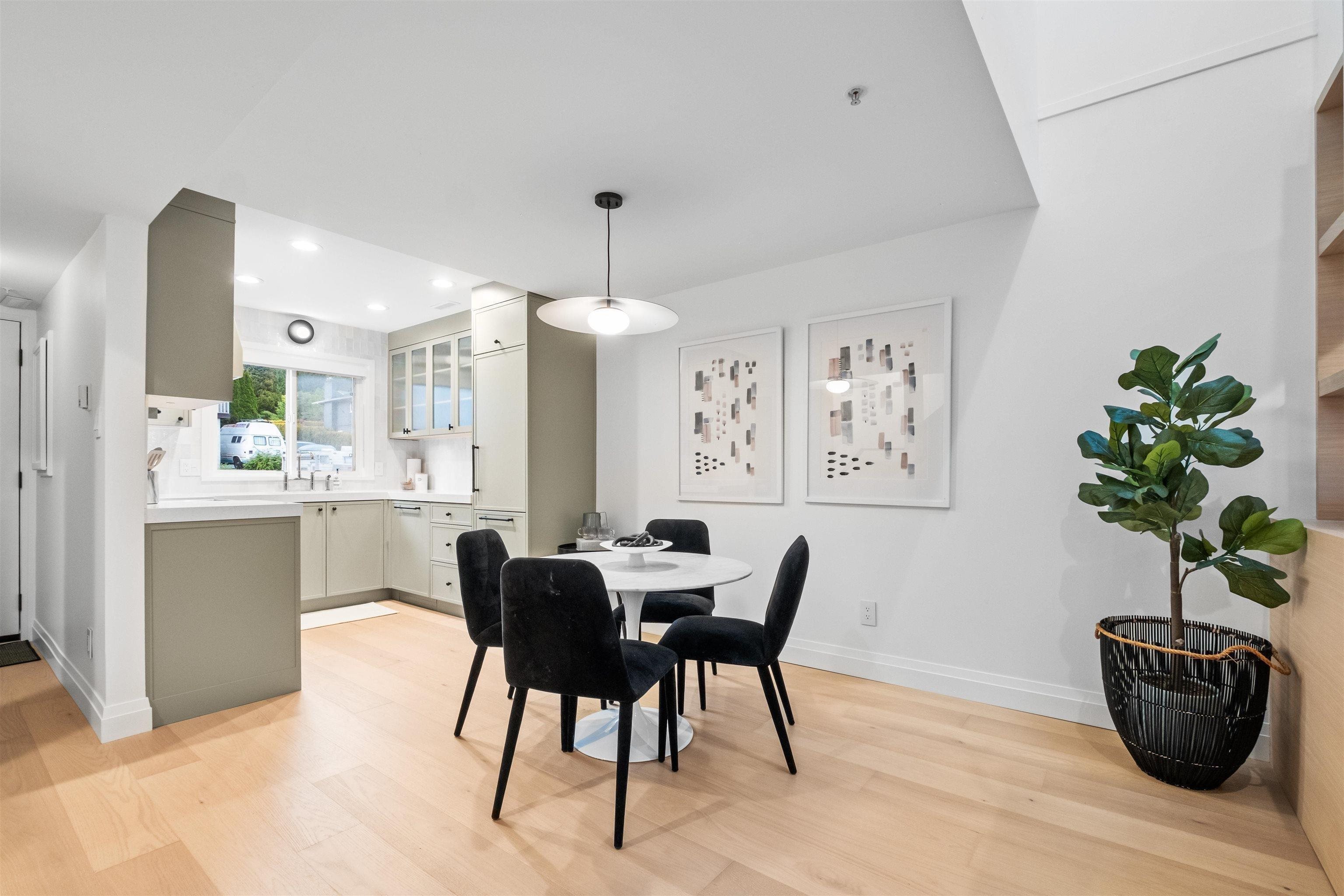 Listing image of 106 E 26TH STREET