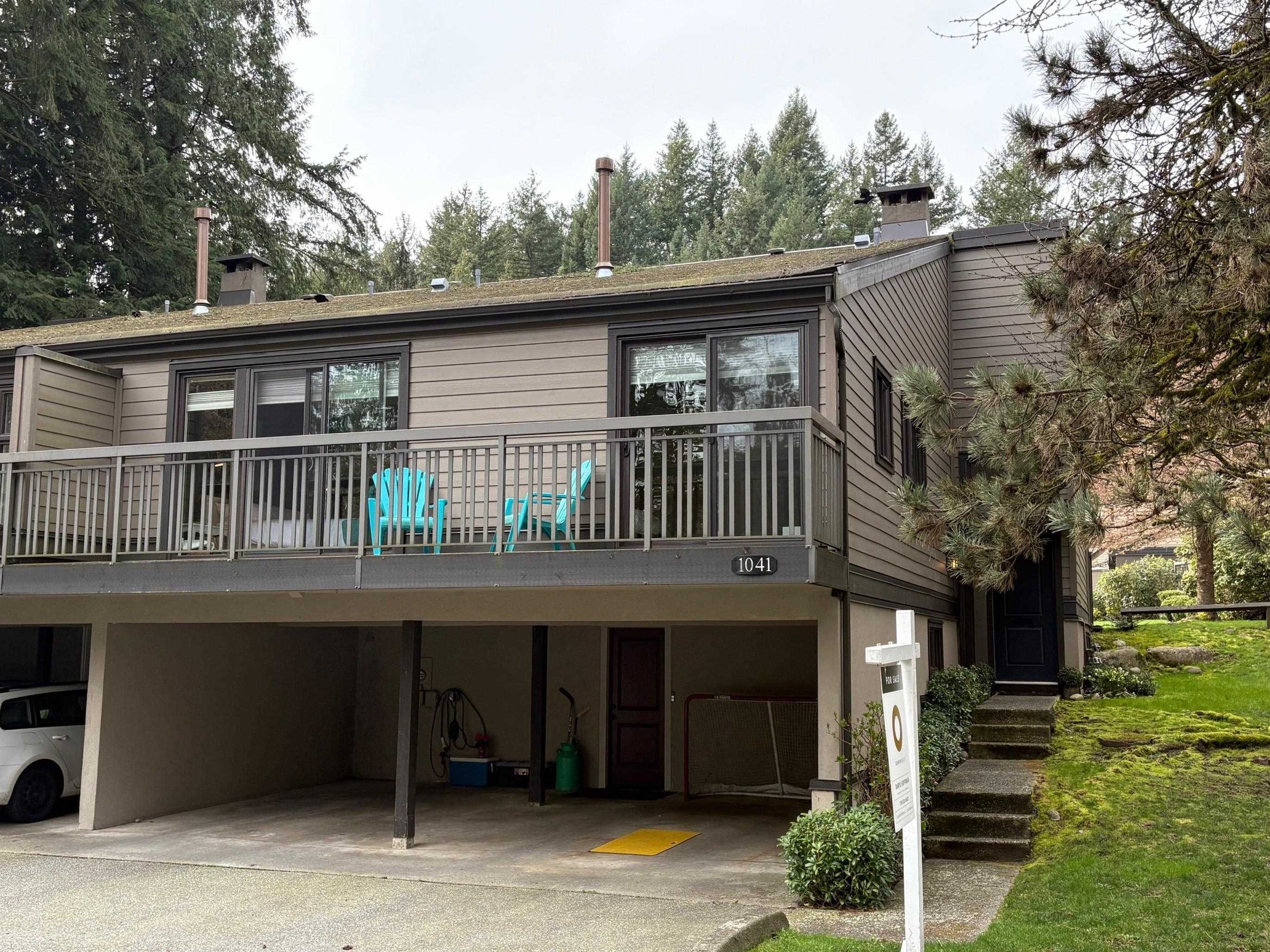 Listing image of 1041 HERITAGE BOULEVARD