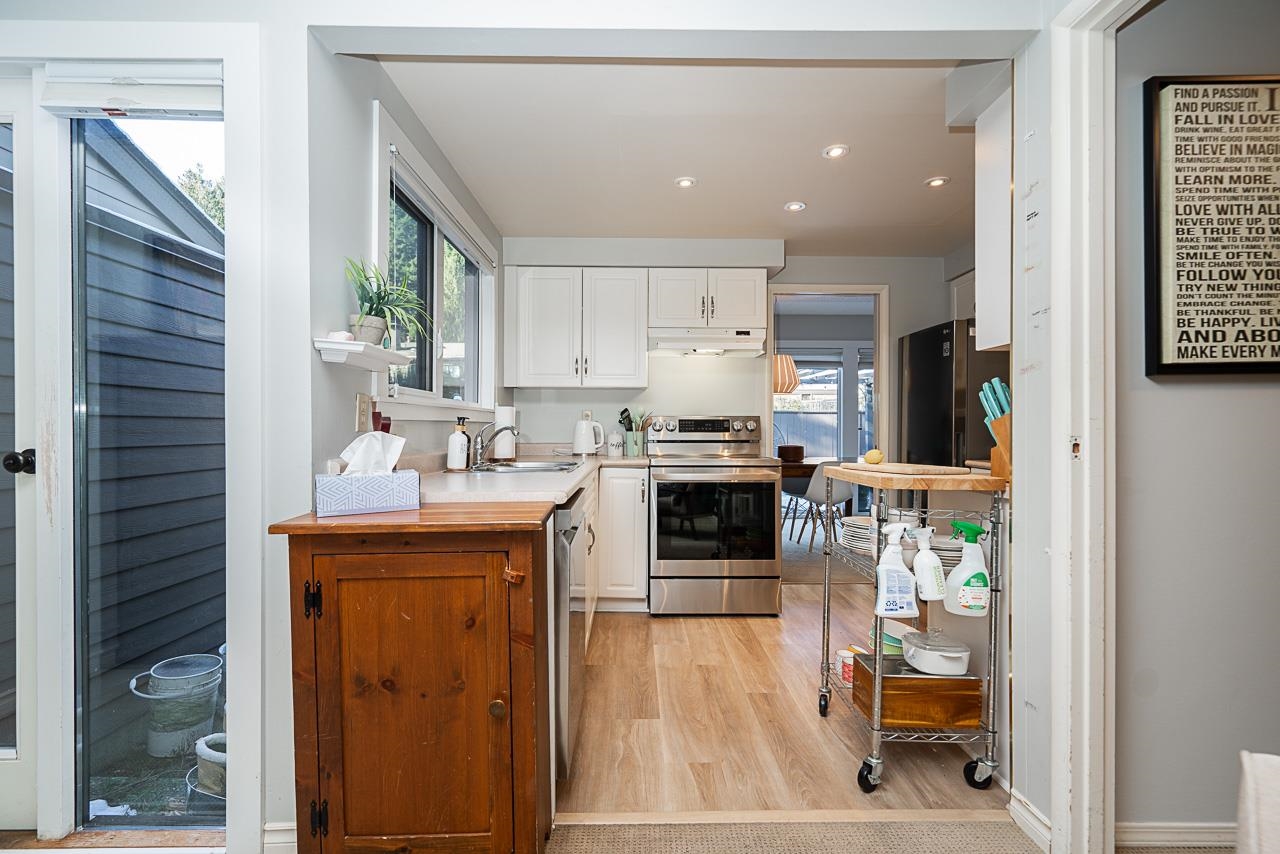 Listing image of 1041 HERITAGE BOULEVARD