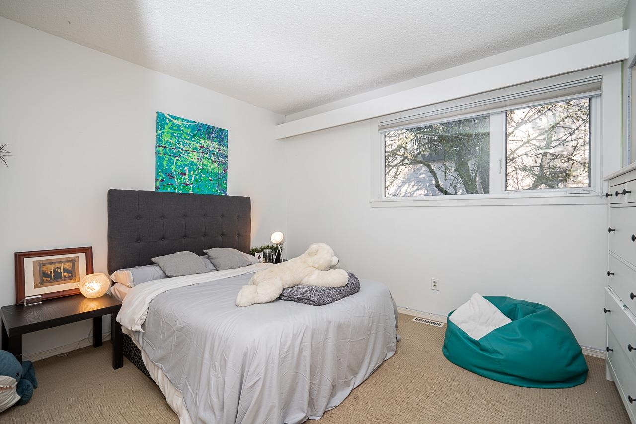 Listing image of 1041 HERITAGE BOULEVARD