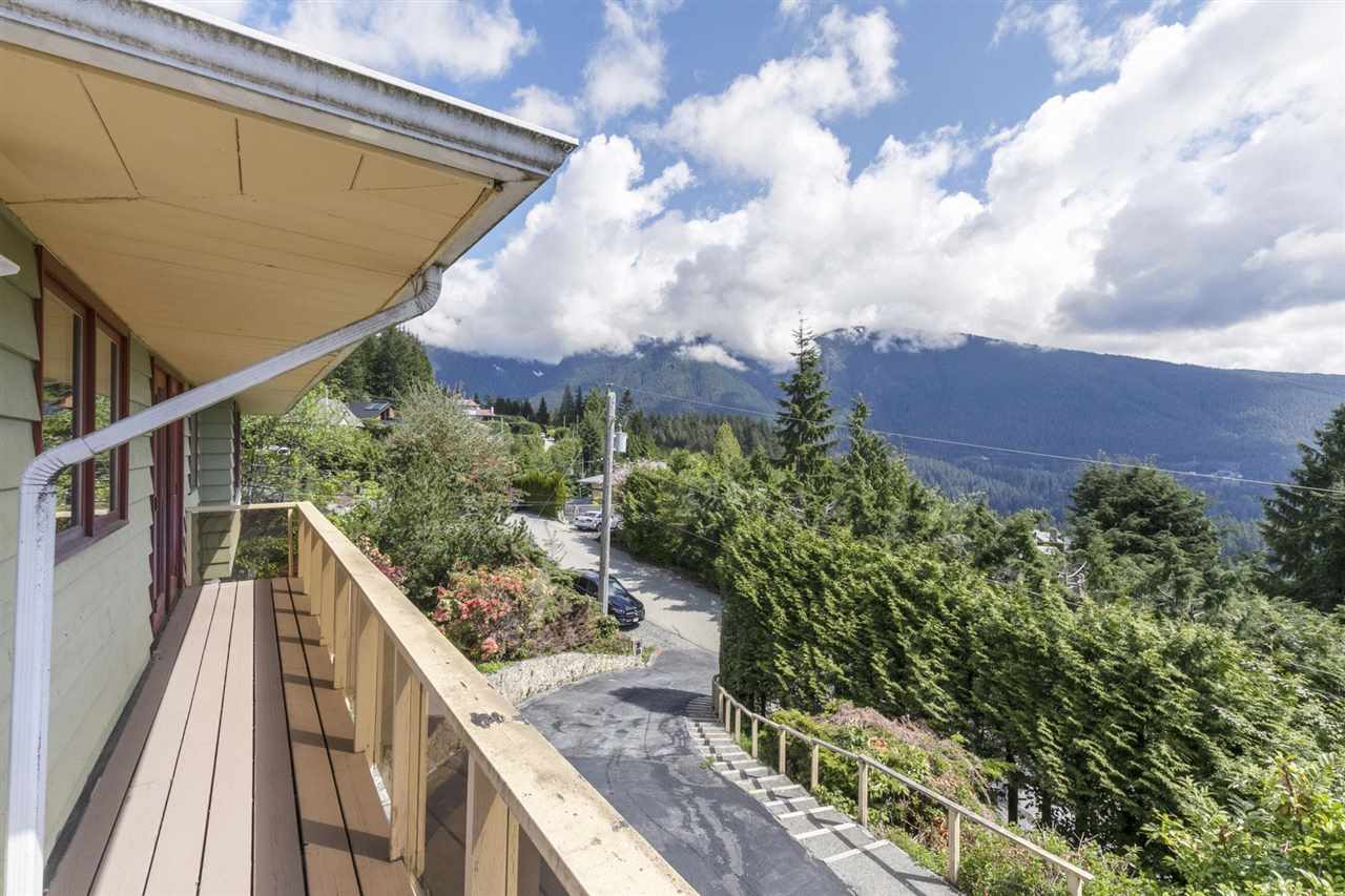 Listing image of 556 BALLANTREE ROAD