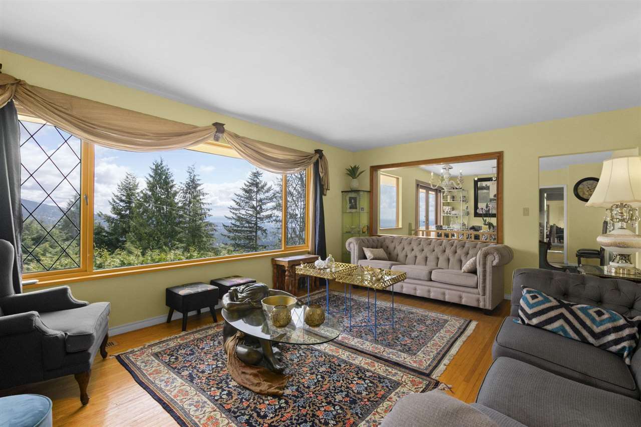 Listing image of 556 BALLANTREE ROAD