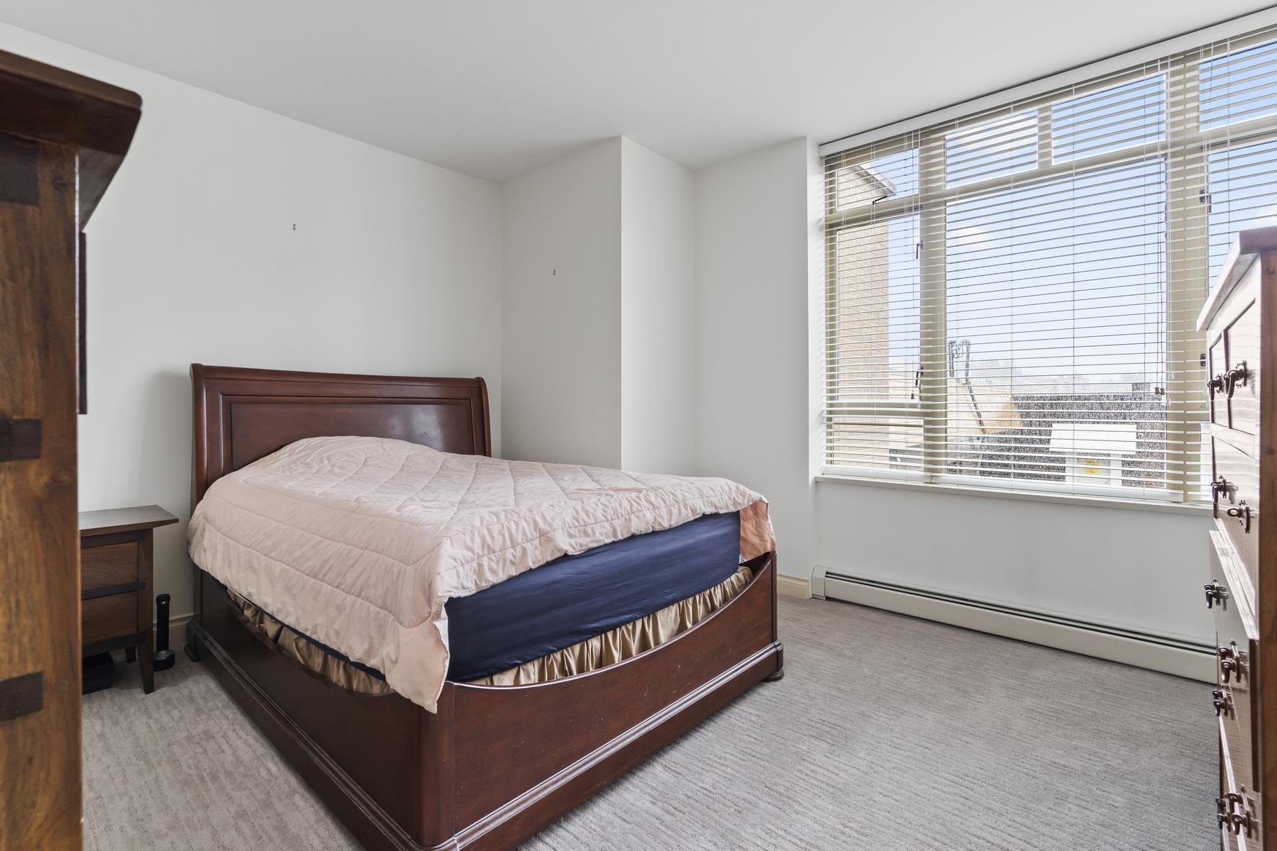 Listing image of 205 1896 MARINE DRIVE