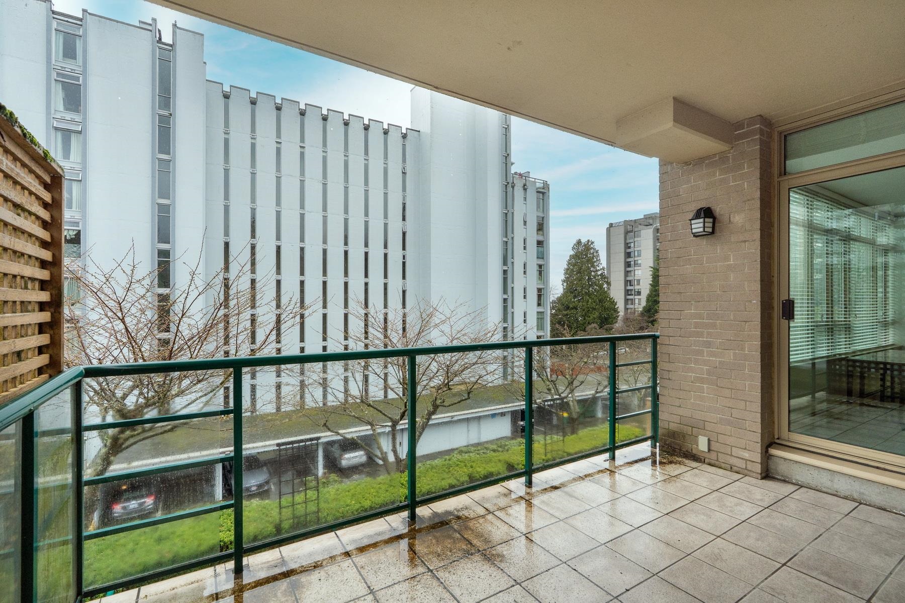 Listing image of 205 1896 MARINE DRIVE