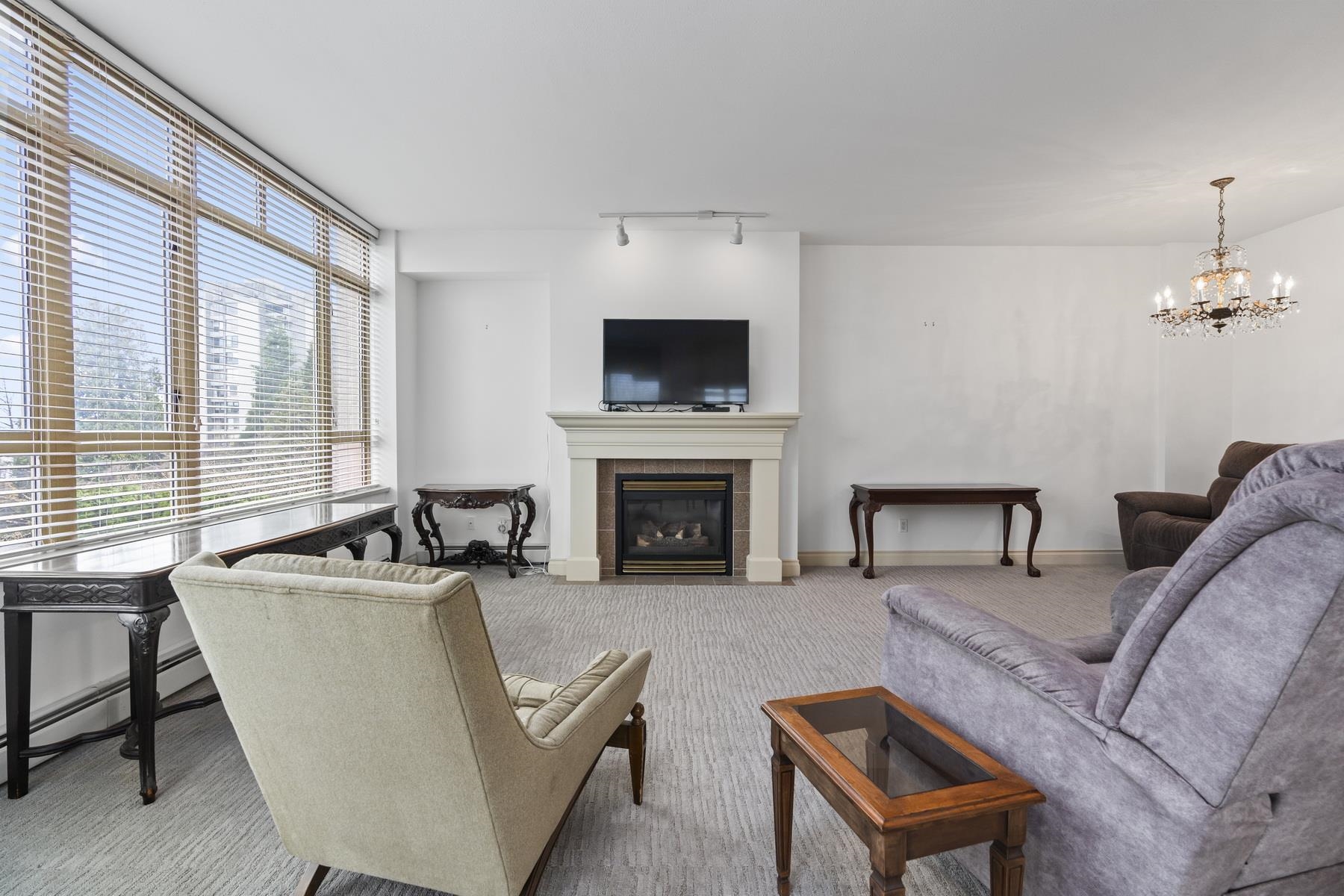 Listing image of 205 1896 MARINE DRIVE