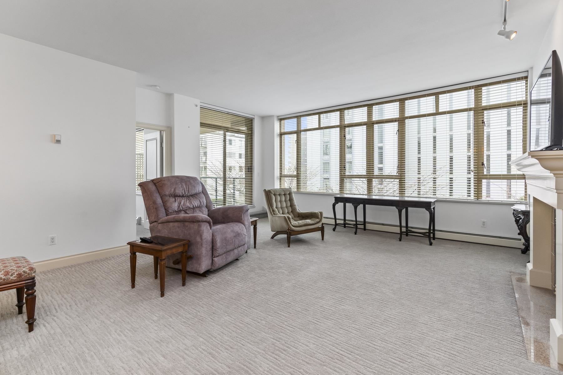 Listing image of 205 1896 MARINE DRIVE