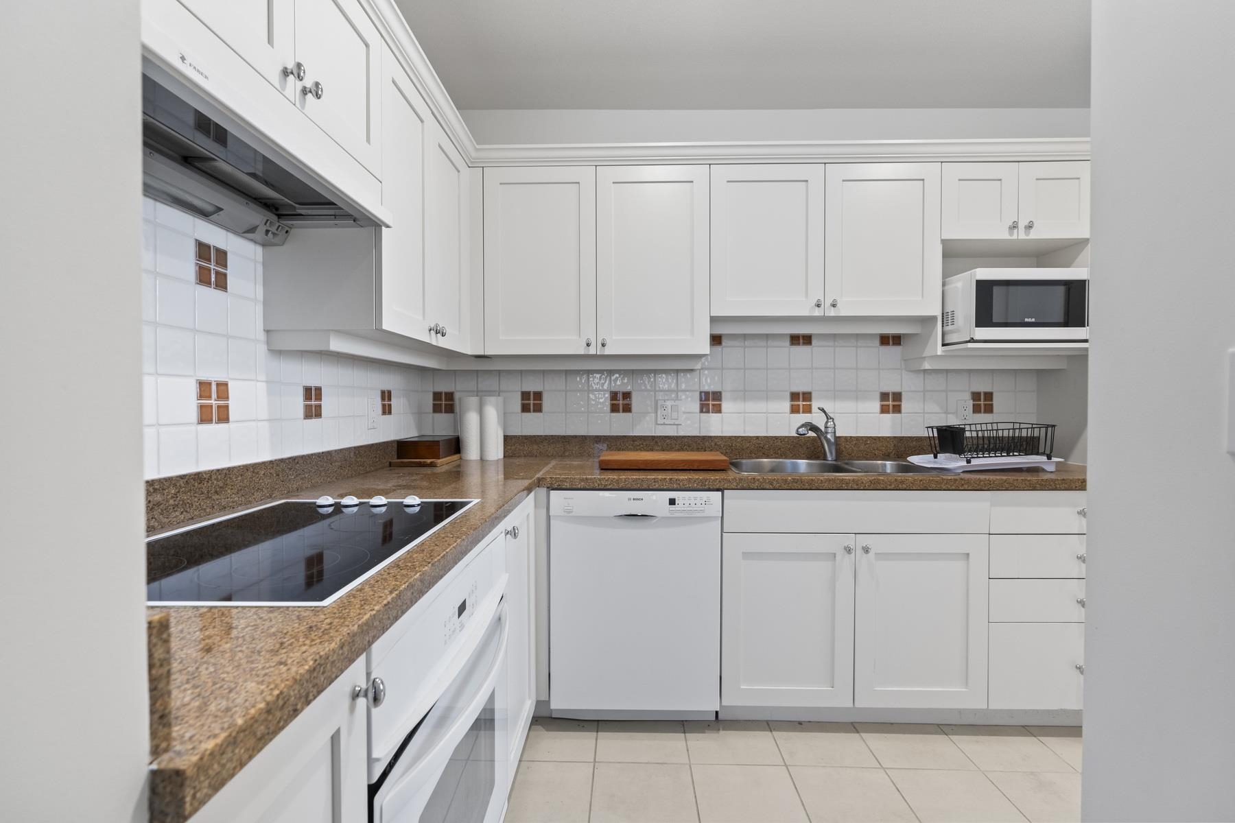 Listing image of 205 1896 MARINE DRIVE