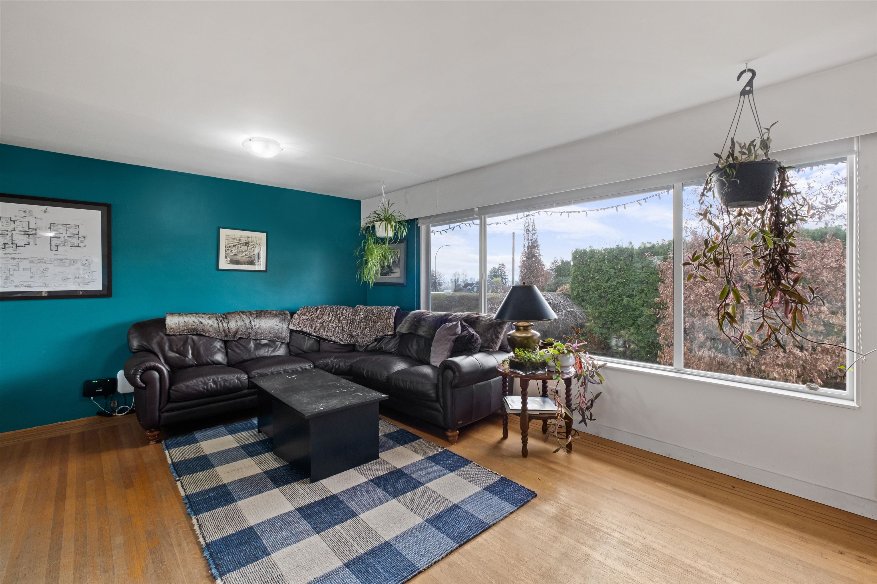 Listing image of 1316 GRAND BOULEVARD