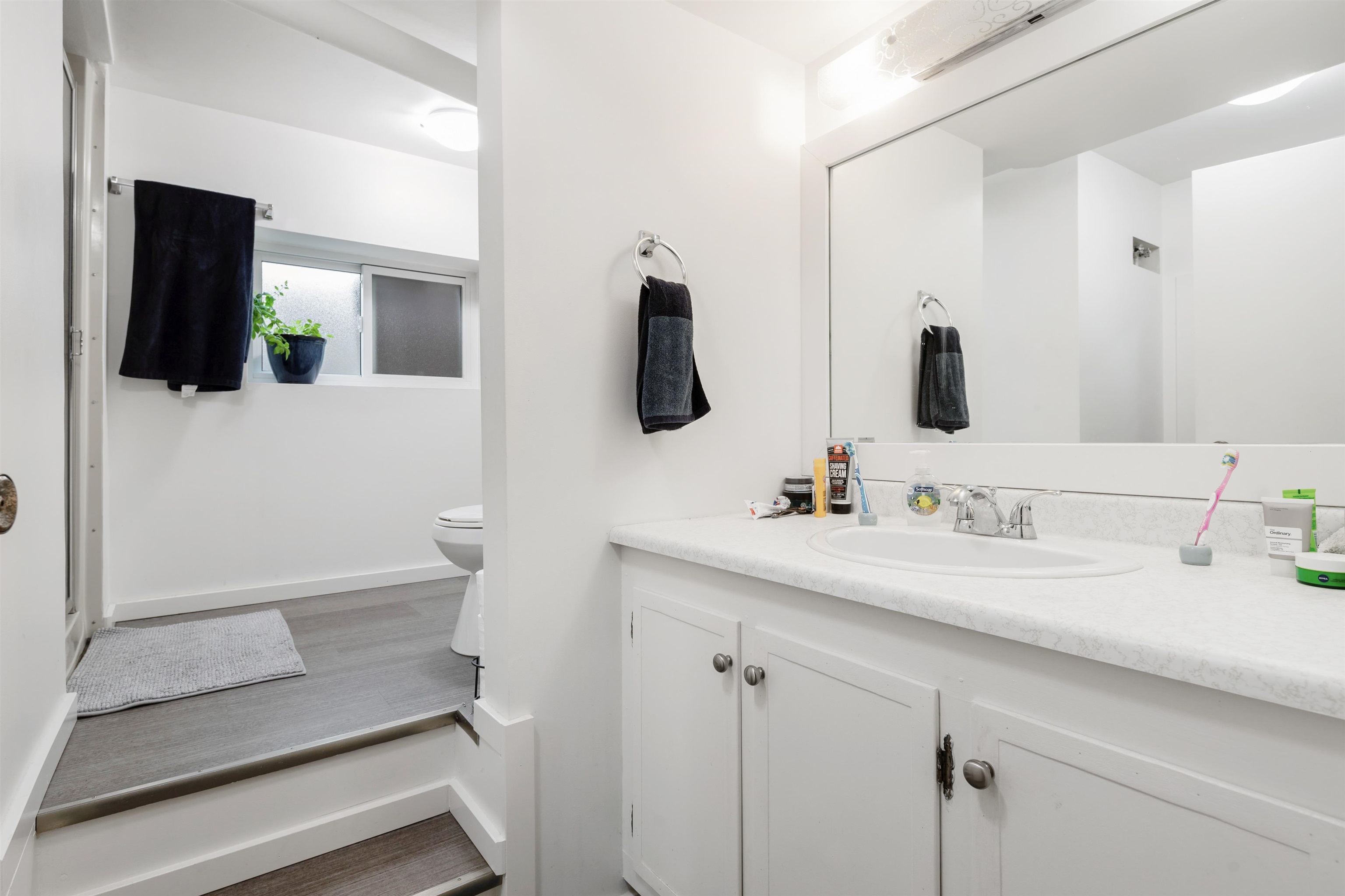 Listing image of 1316 GRAND BOULEVARD