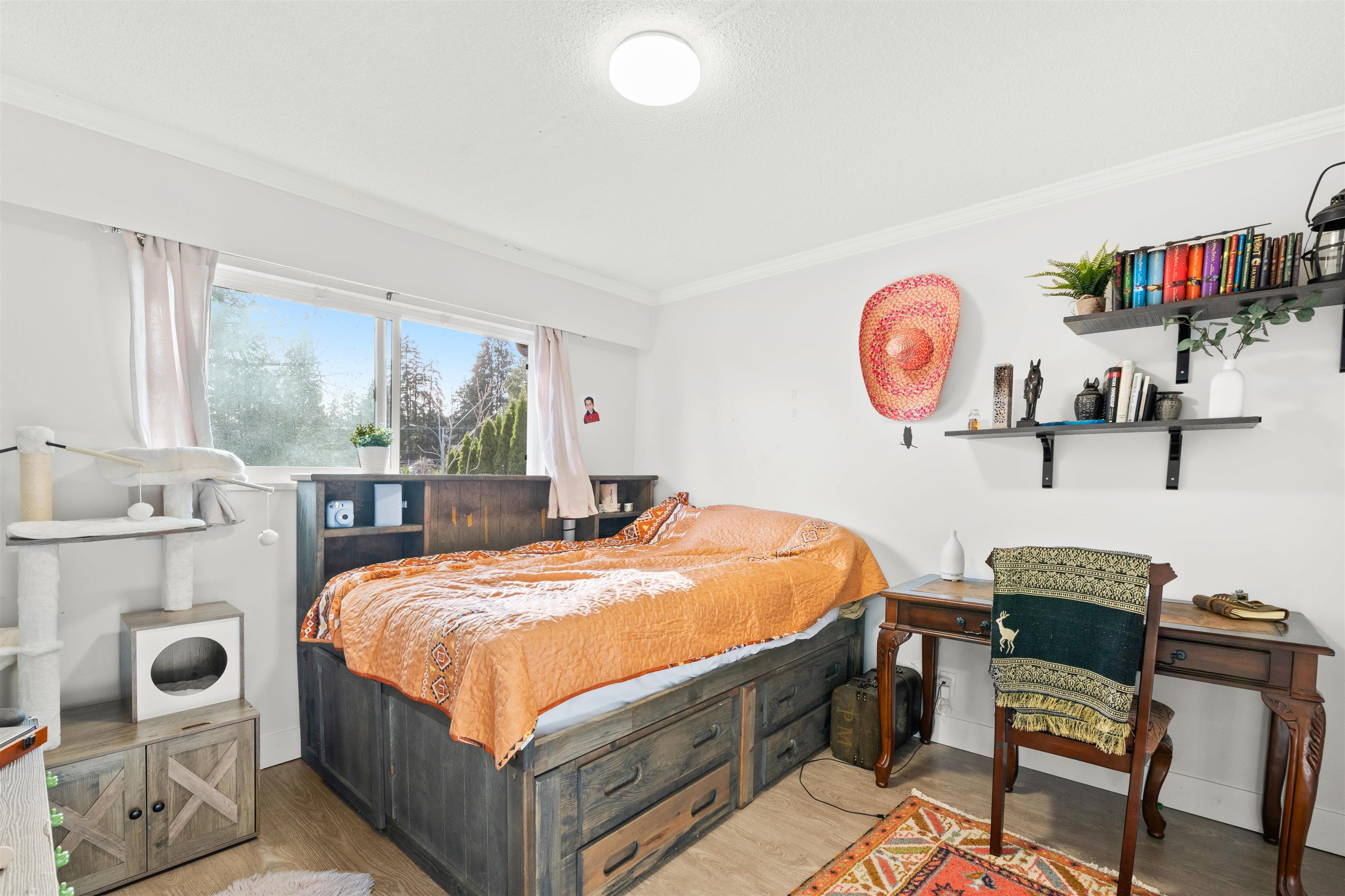 Listing image of 2333 KIRKSTONE ROAD