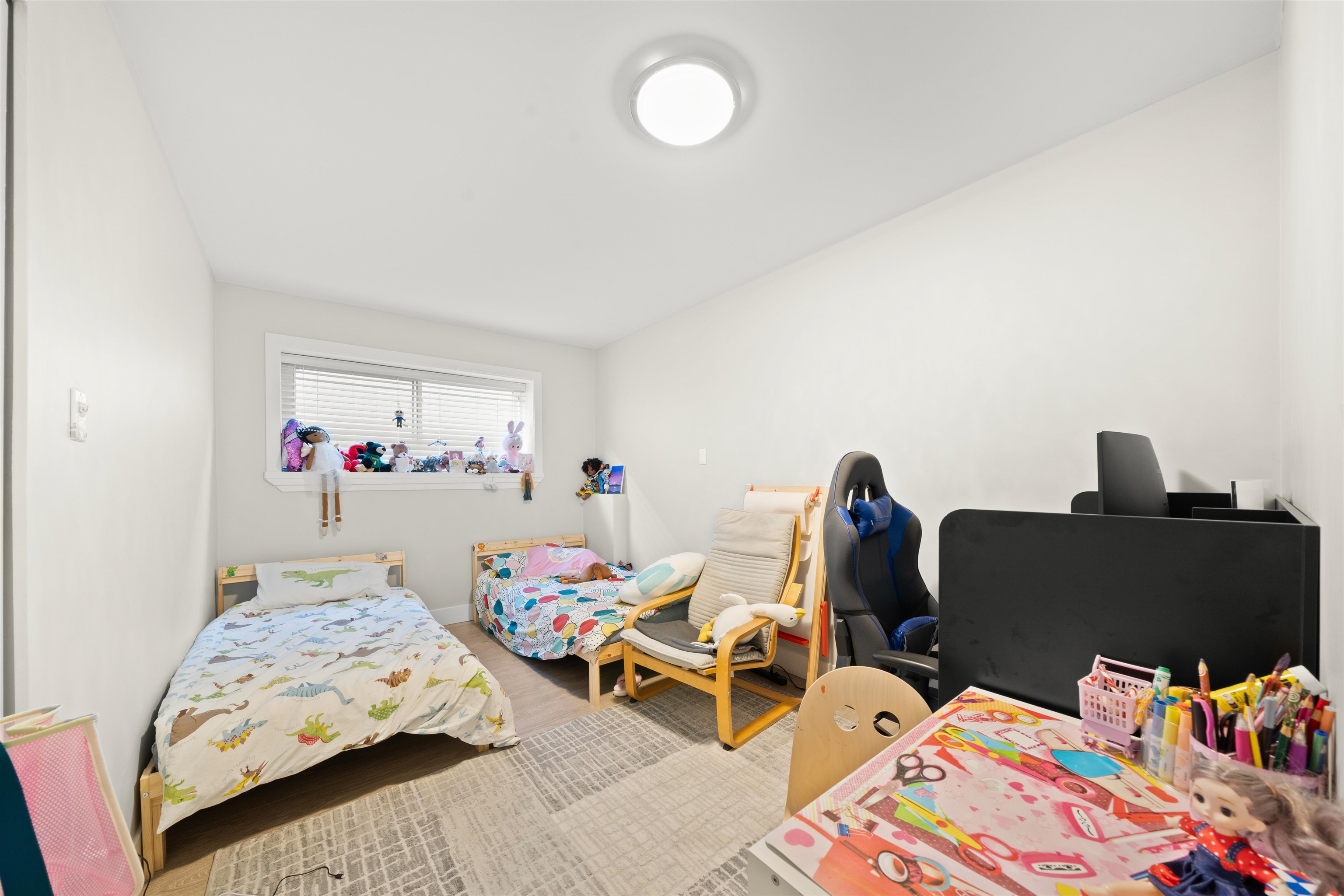 Listing image of 2333 KIRKSTONE ROAD
