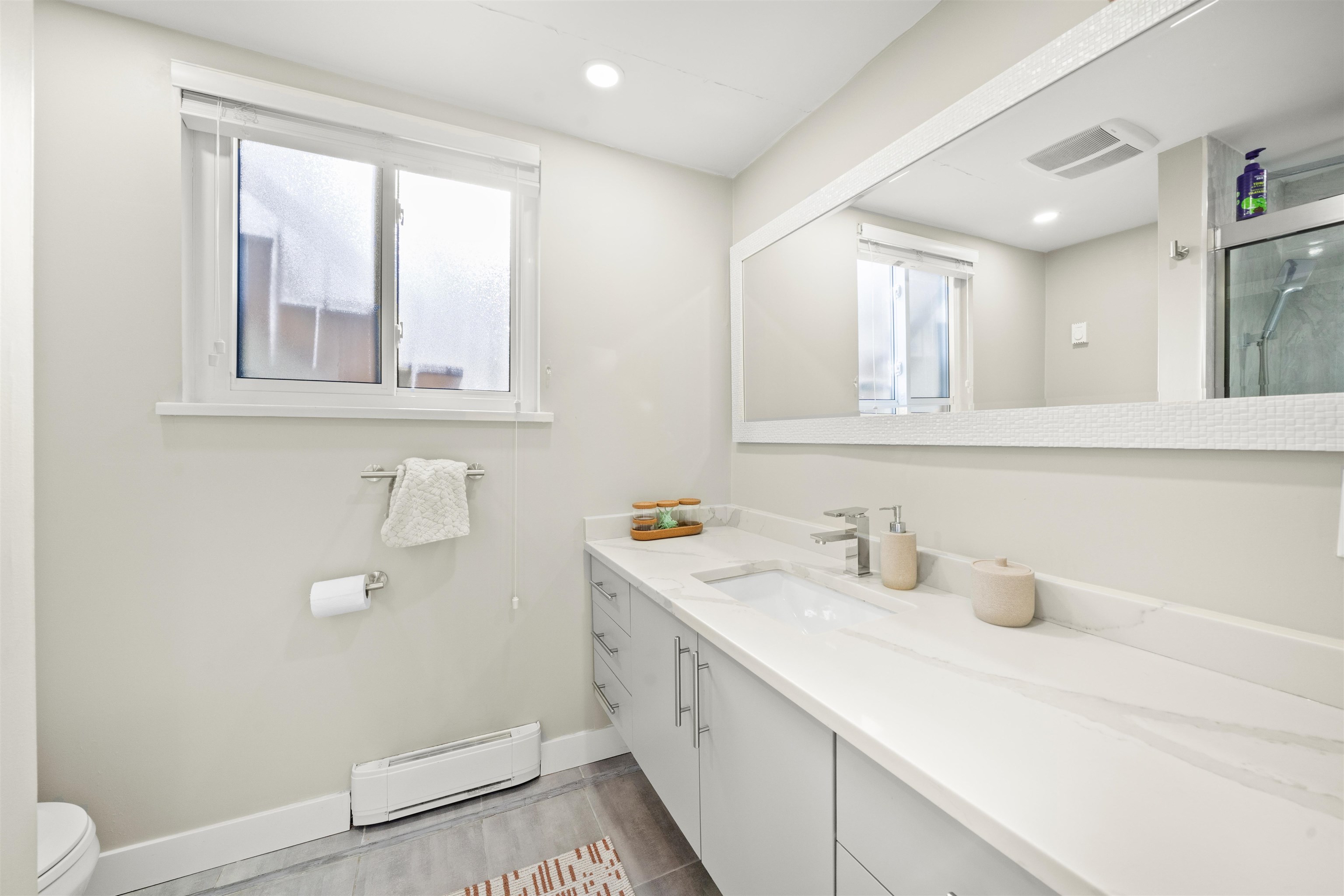 Listing image of 2333 KIRKSTONE ROAD