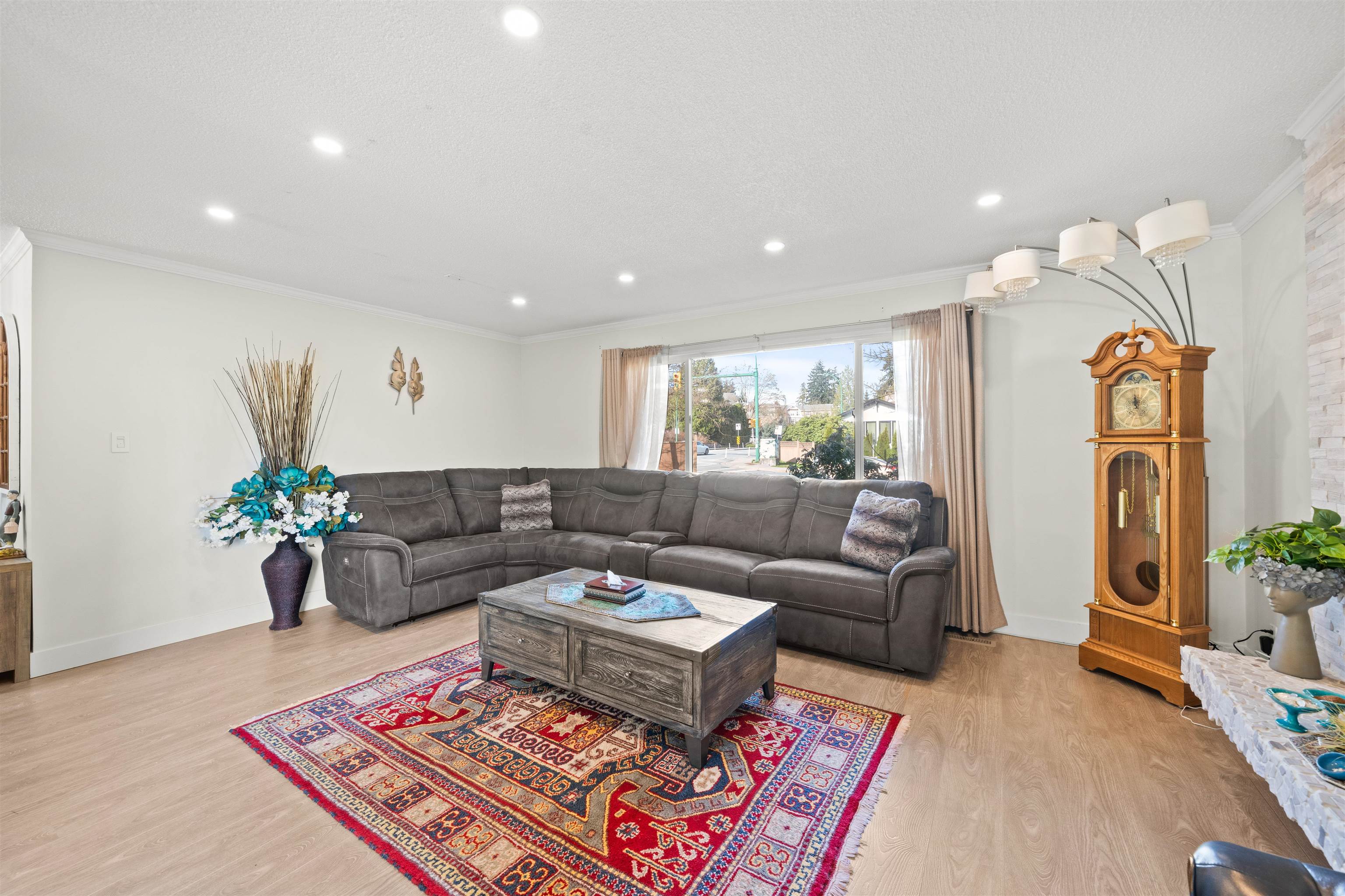 Listing image of 2333 KIRKSTONE ROAD