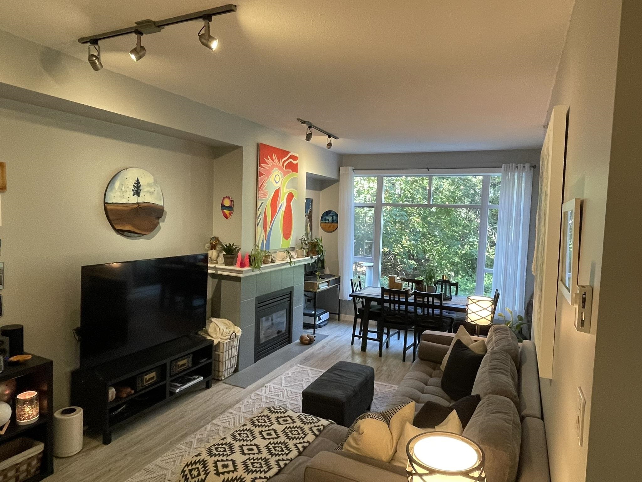Listing image of 328 3600 WINDCREST DRIVE