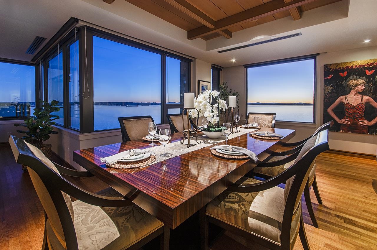 Listing image of 10 2250 BELLEVUE AVENUE