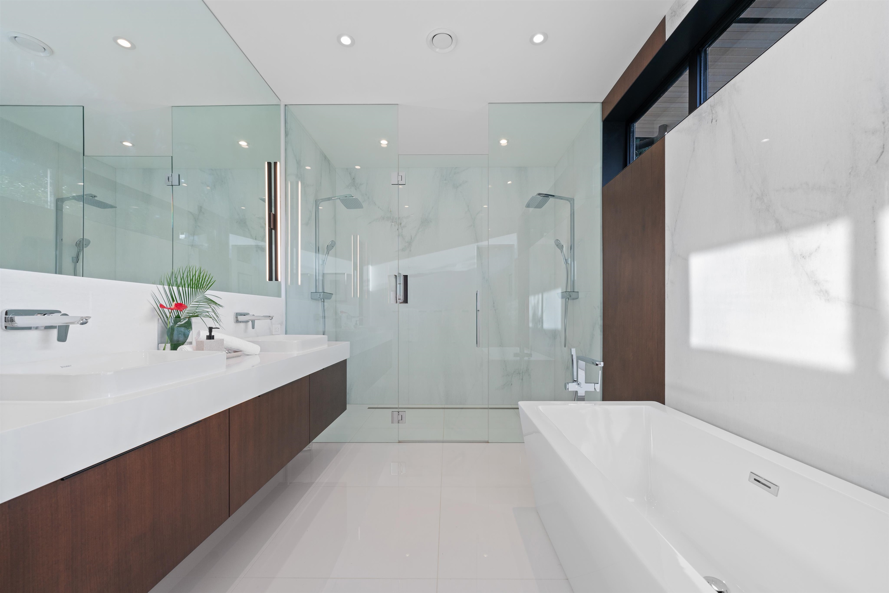 Listing image of 2965 ALTAMONT CRESCENT