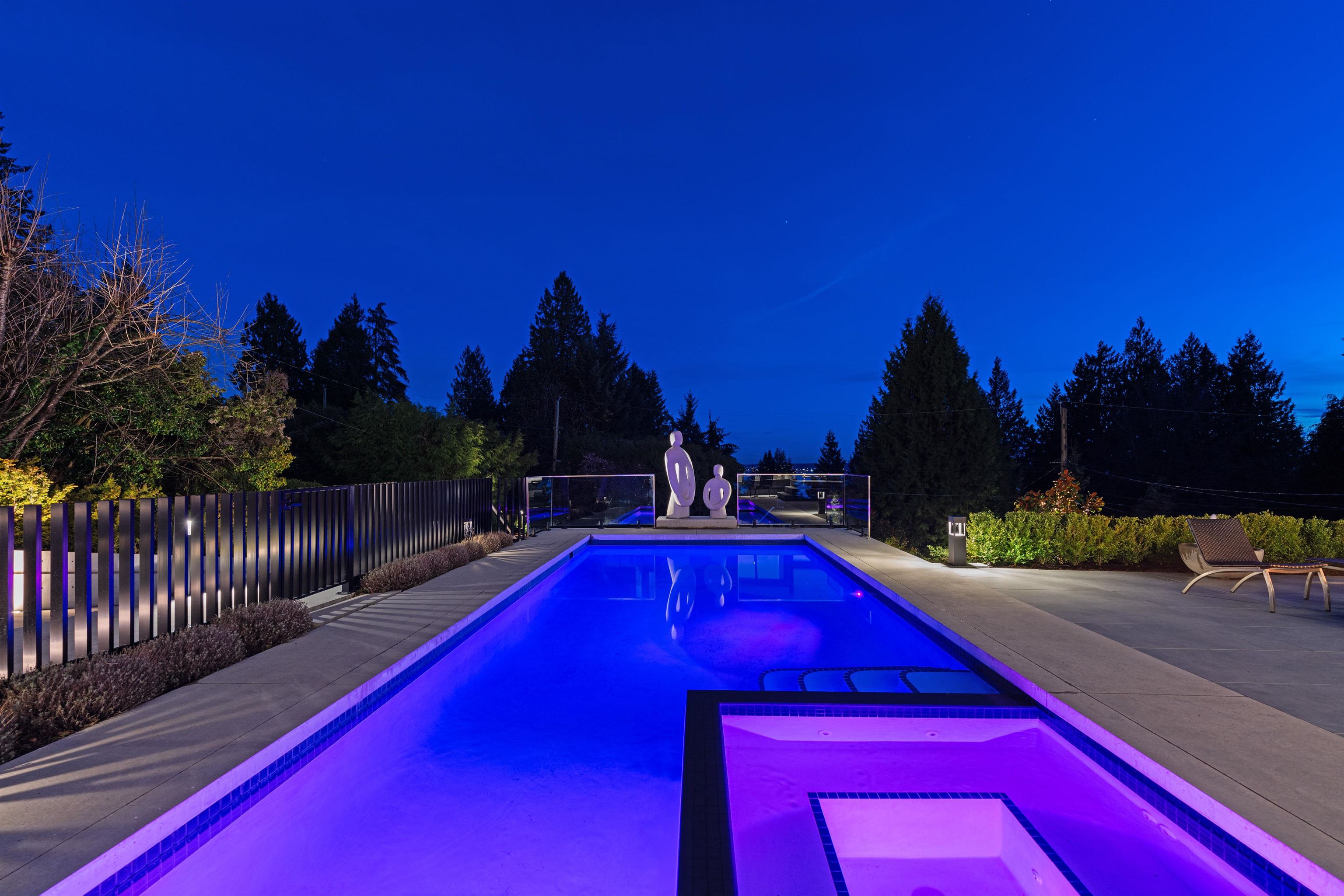 Listing image of 2965 ALTAMONT CRESCENT