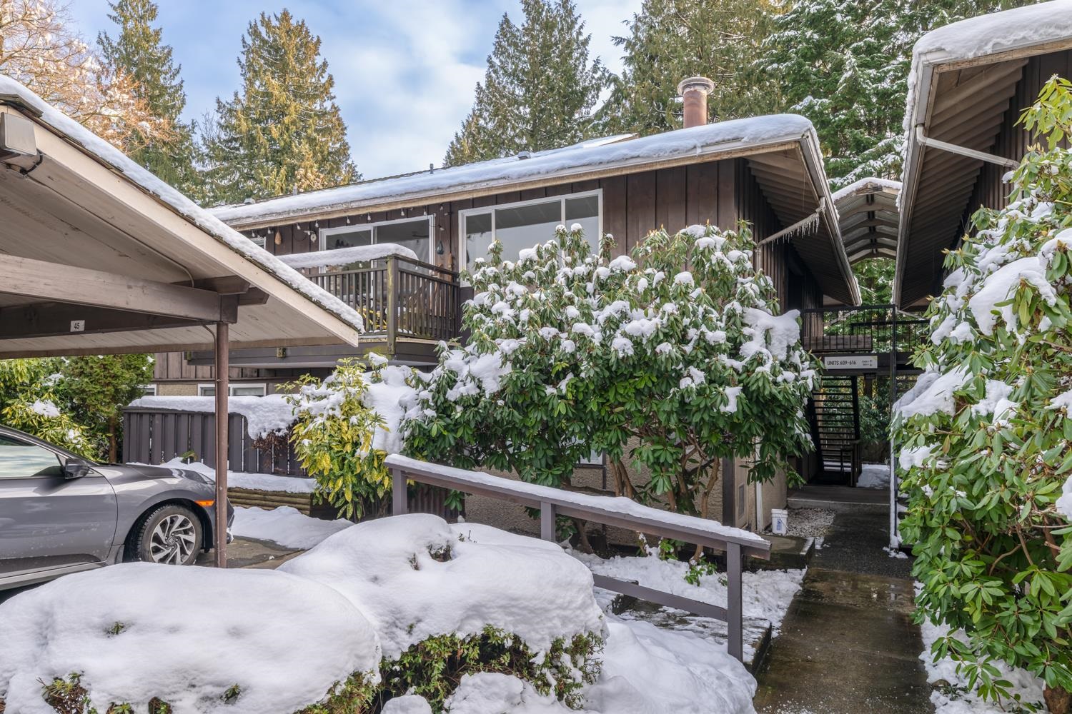 Listing image of 609 555 W 28TH STREET