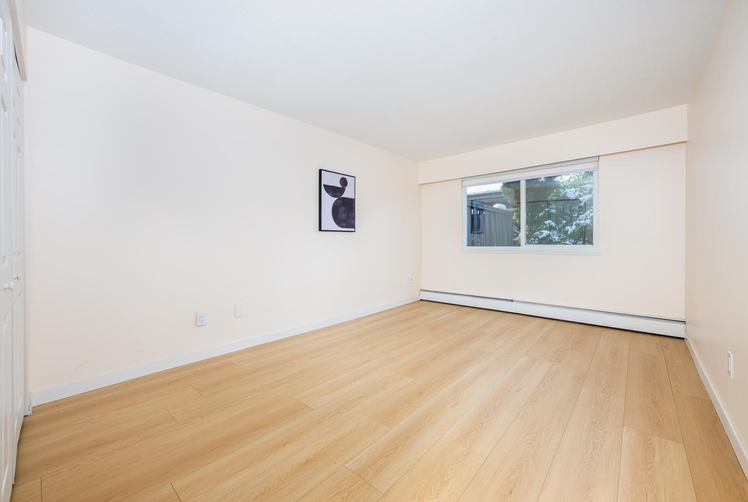 Listing image of 609 555 W 28TH STREET