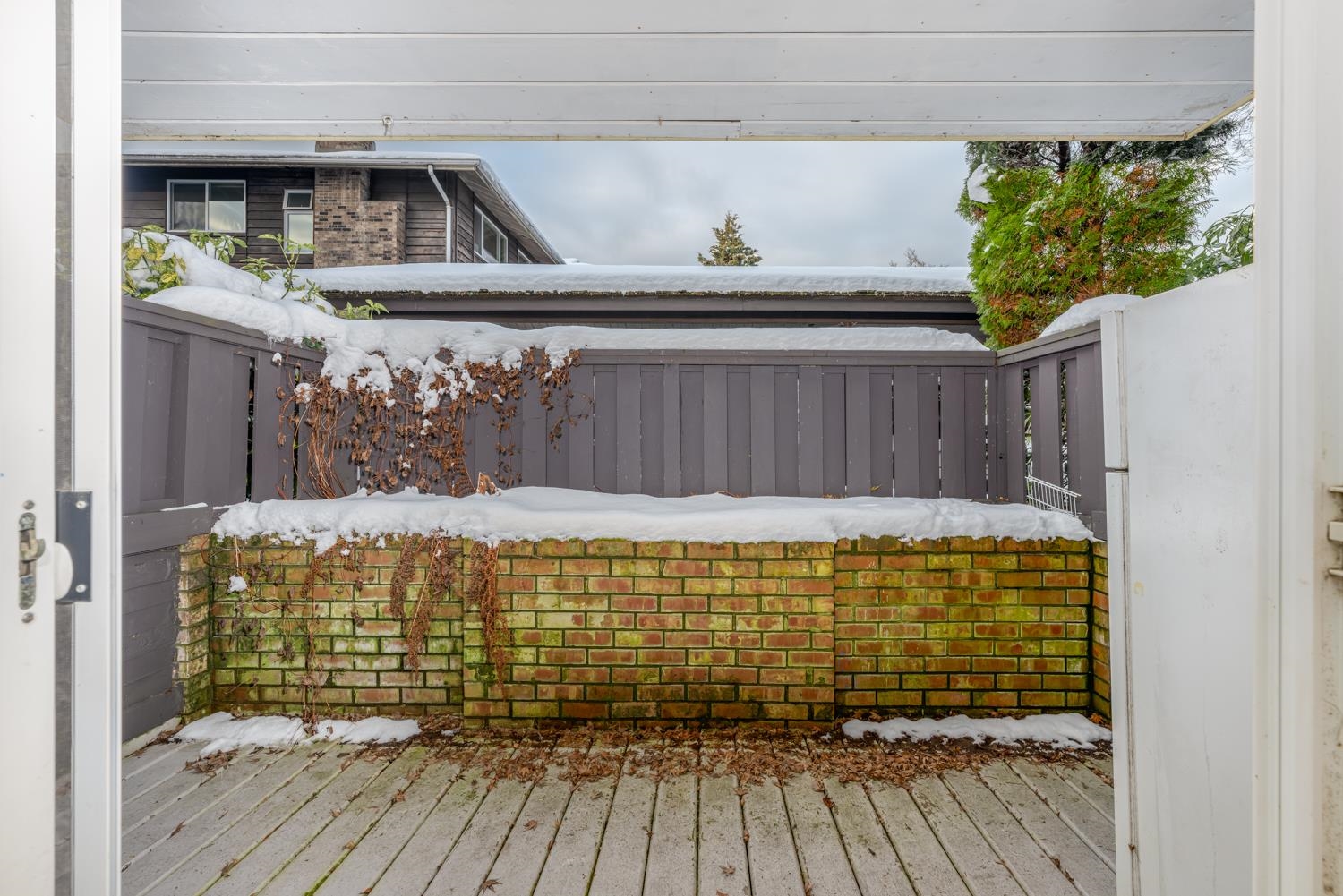 Listing image of 609 555 W 28TH STREET