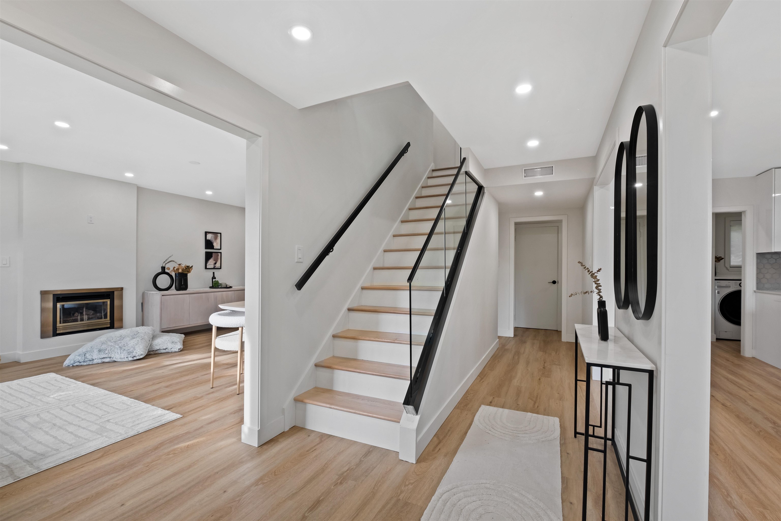 Listing image of 4040 RUBY AVENUE
