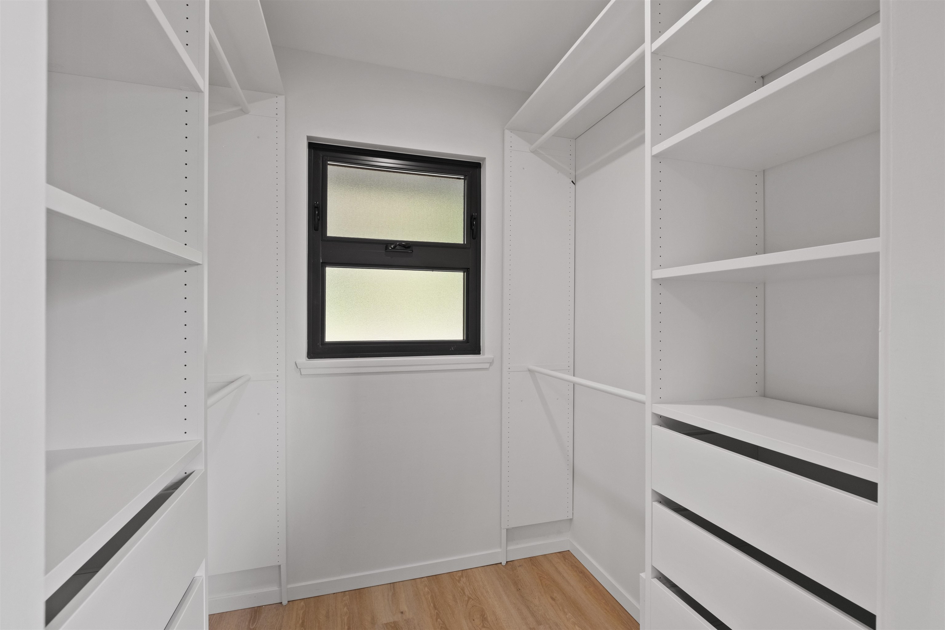 Listing image of 4040 RUBY AVENUE