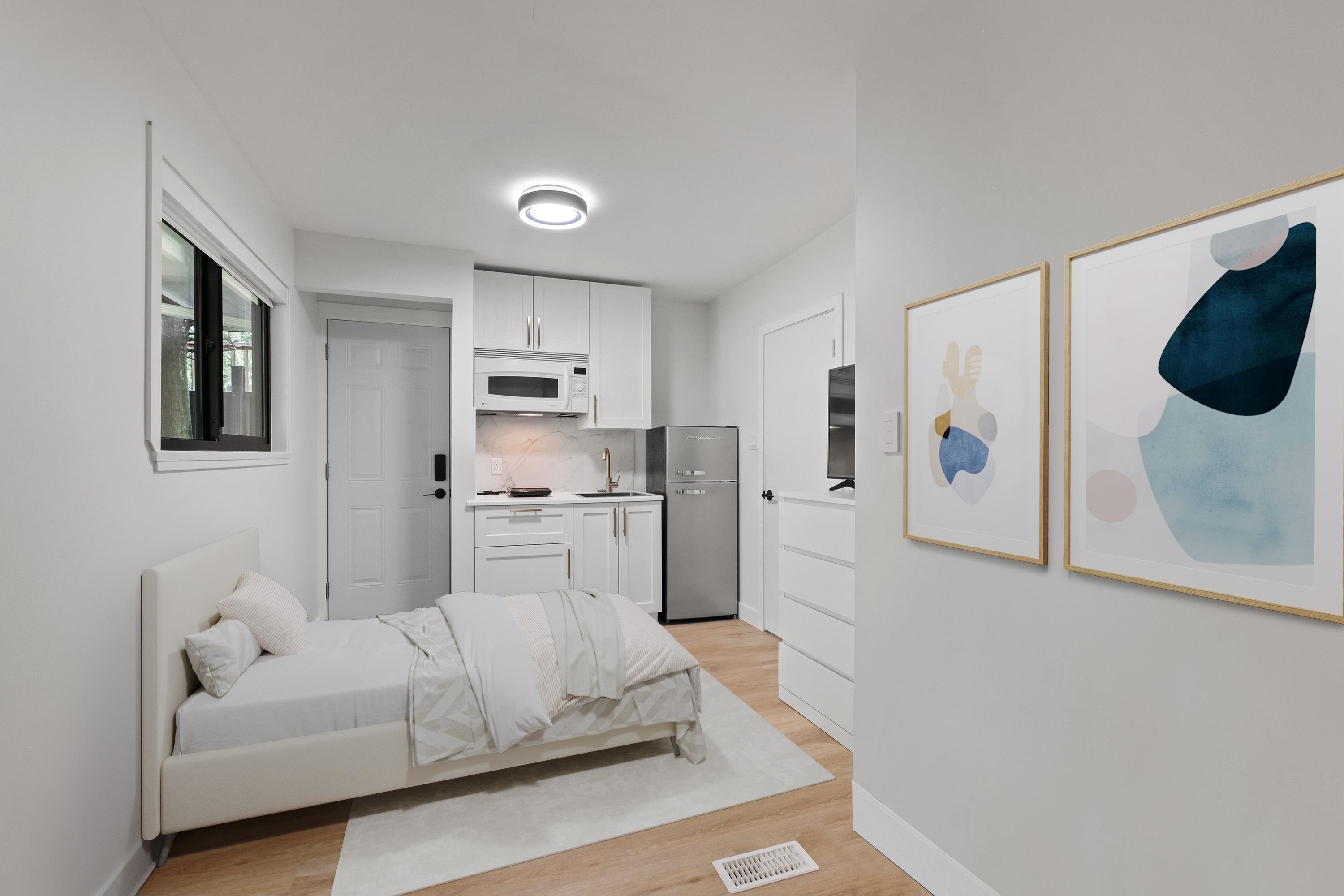 Listing image of 4040 RUBY AVENUE