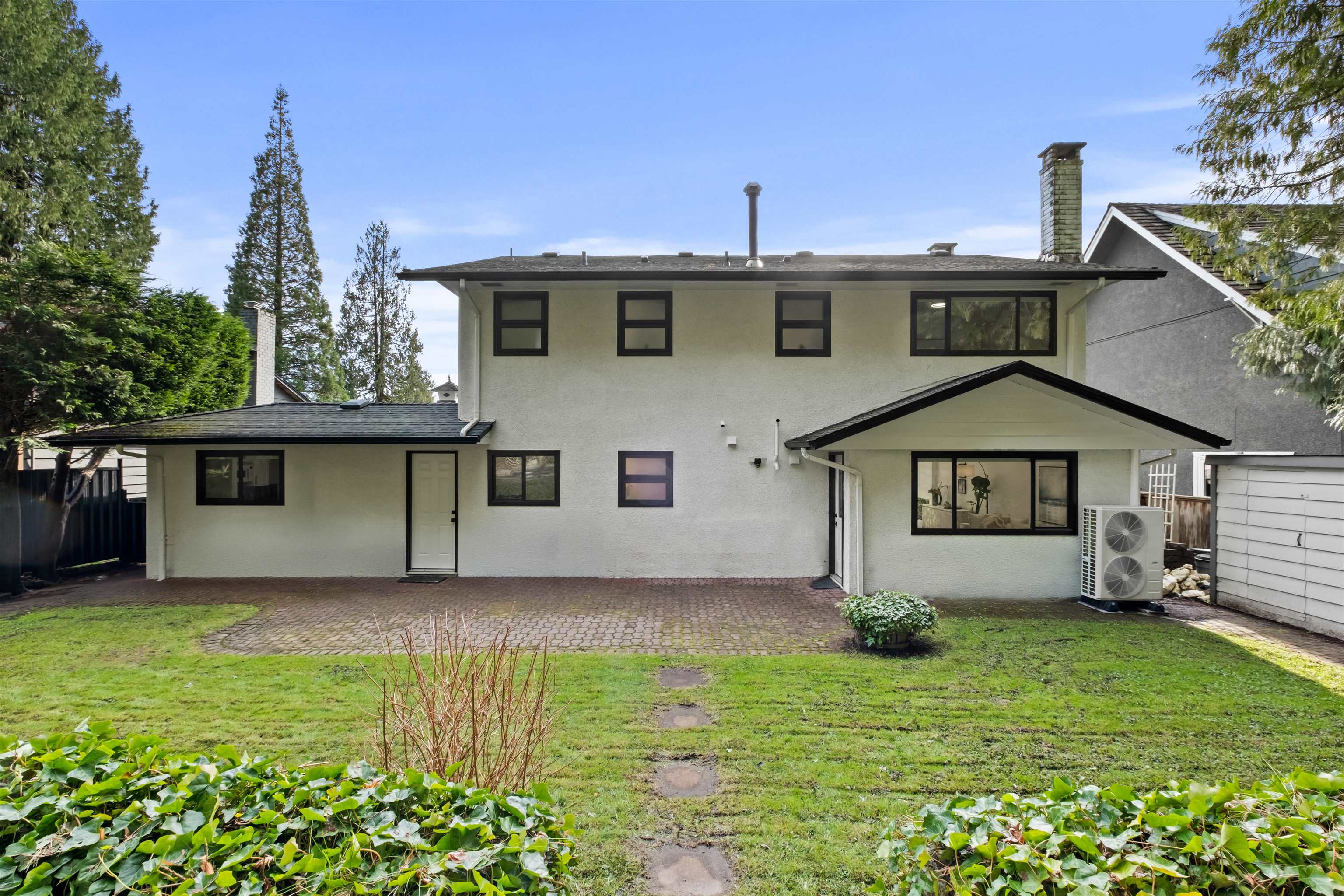 Listing image of 4040 RUBY AVENUE