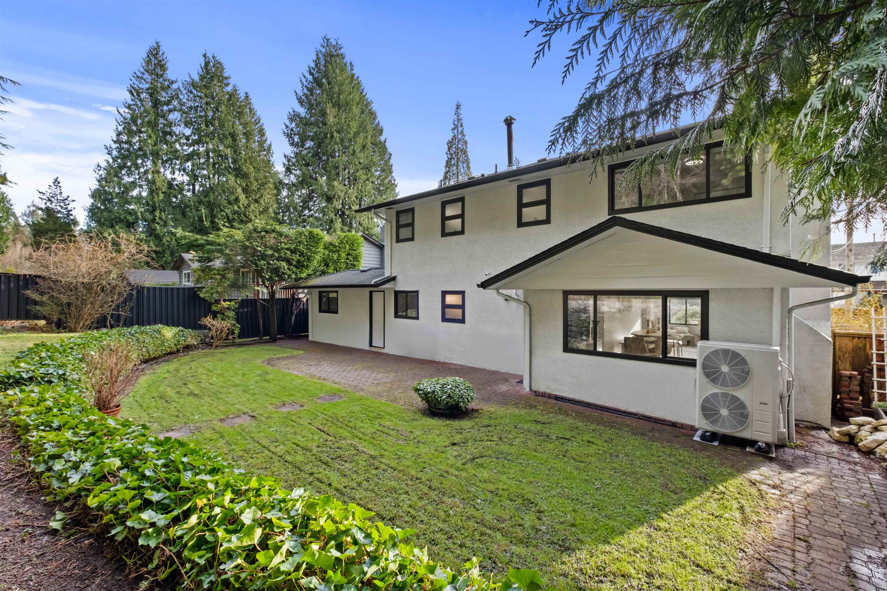Listing image of 4040 RUBY AVENUE
