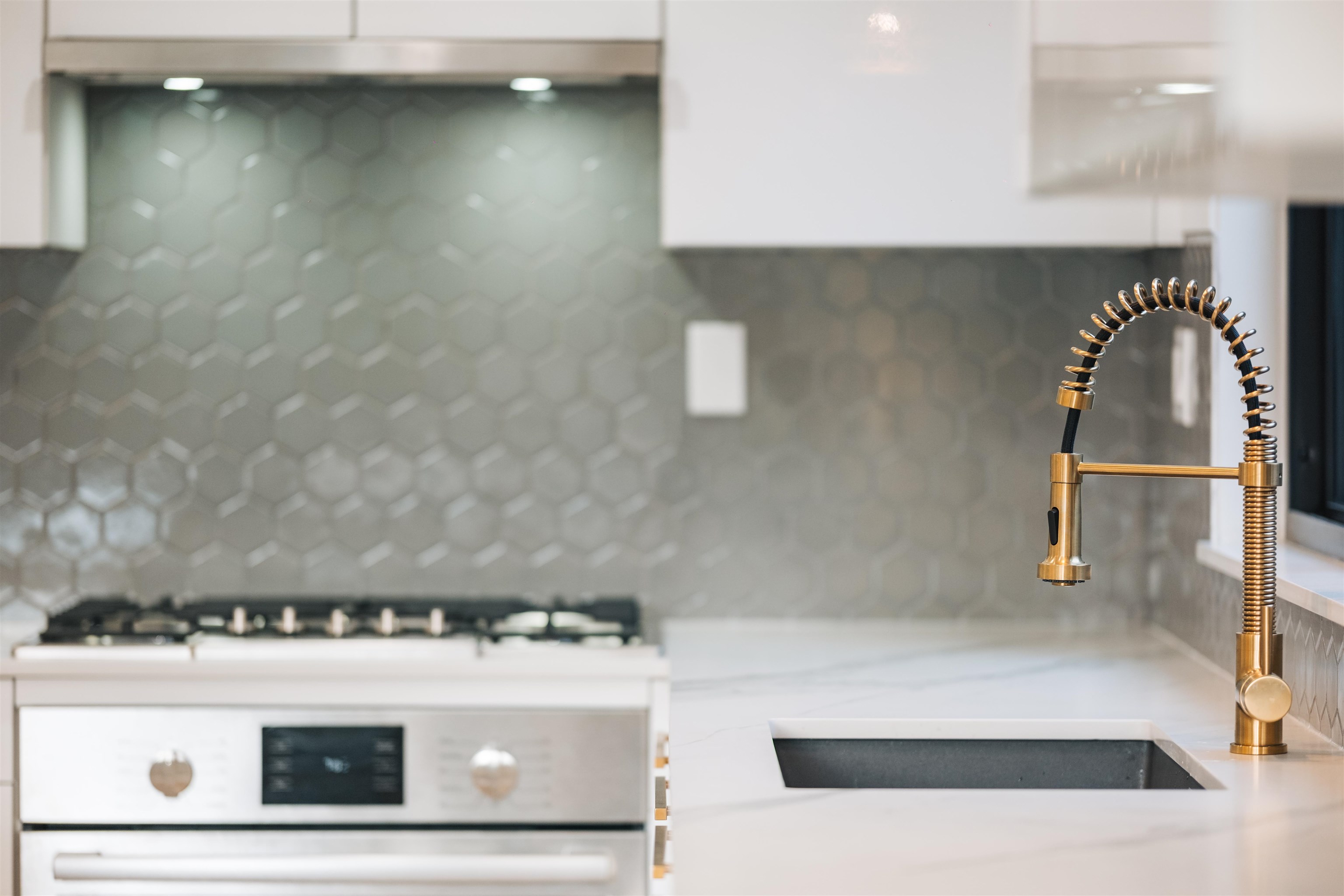 Listing image of 4040 RUBY AVENUE