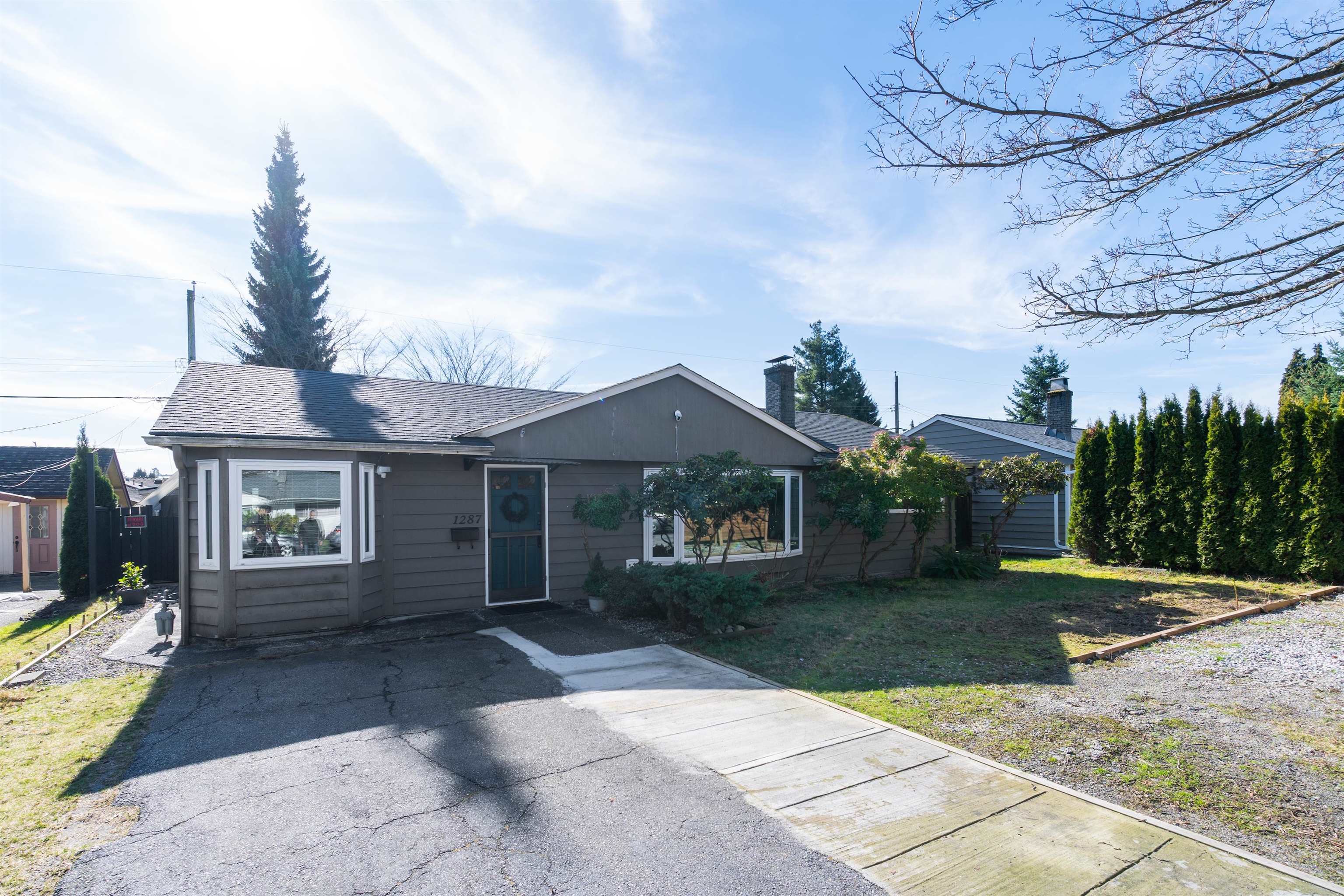 1287 W 15TH STREET