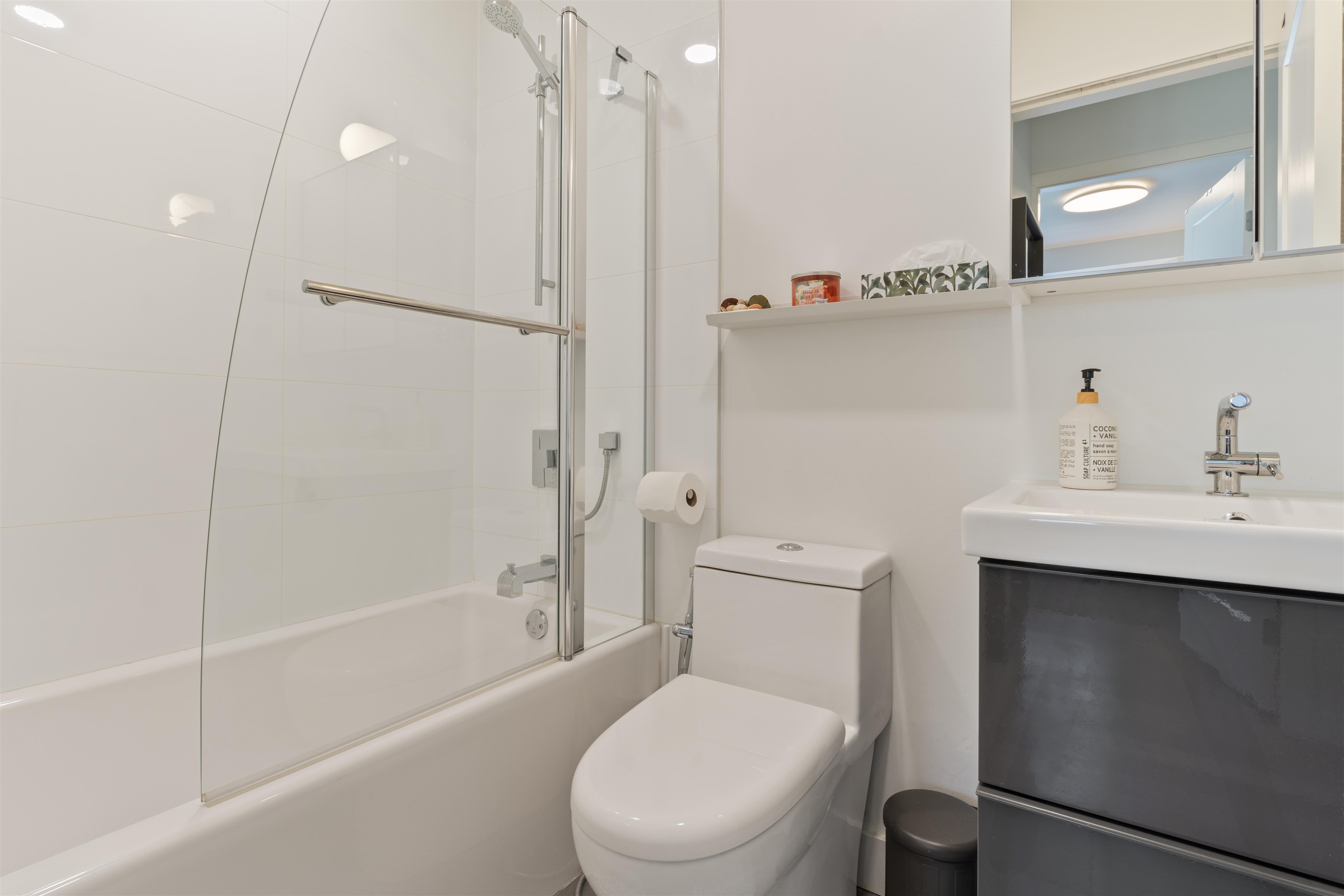 Listing image of 1287 W 15TH STREET