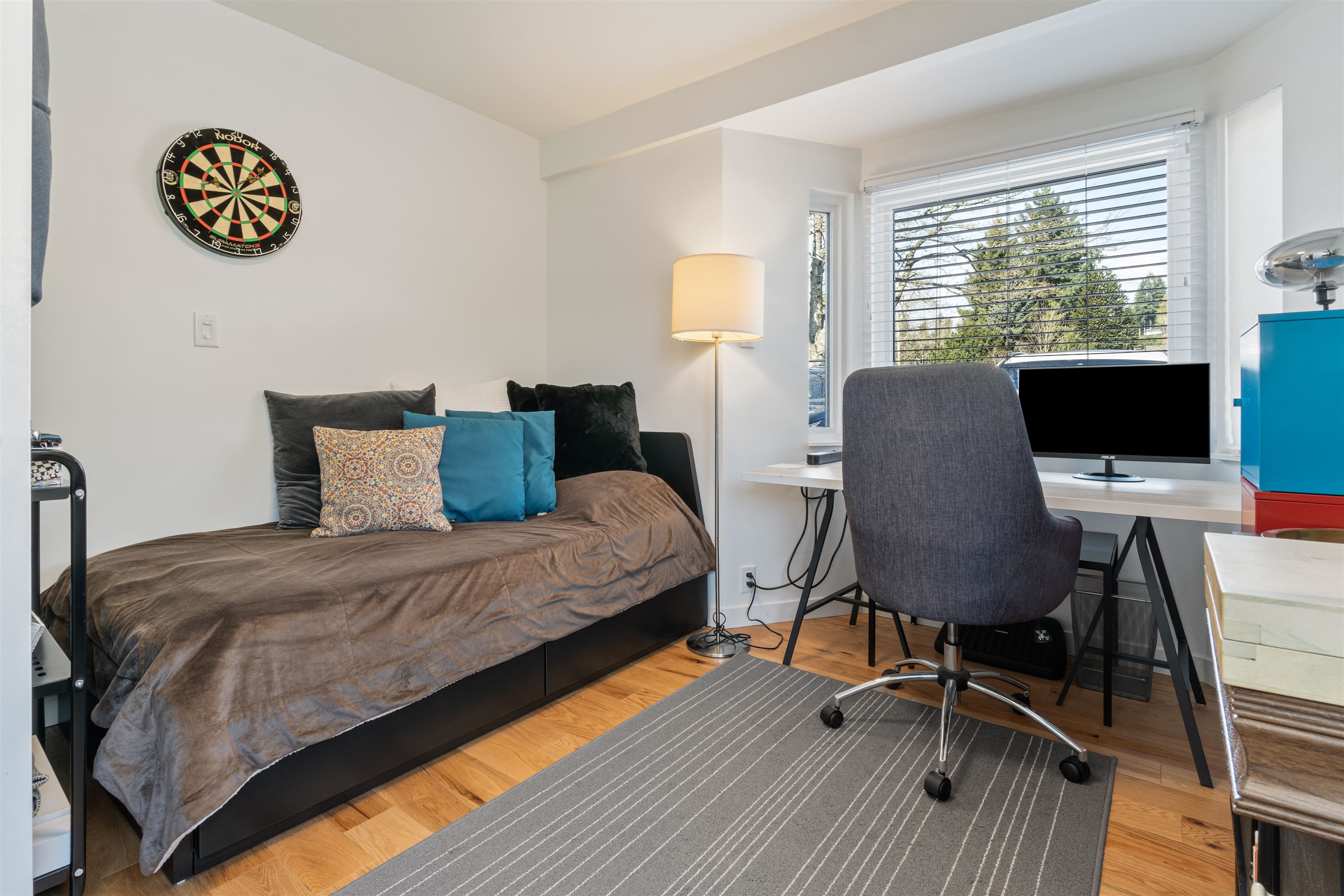 Listing image of 1287 W 15TH STREET