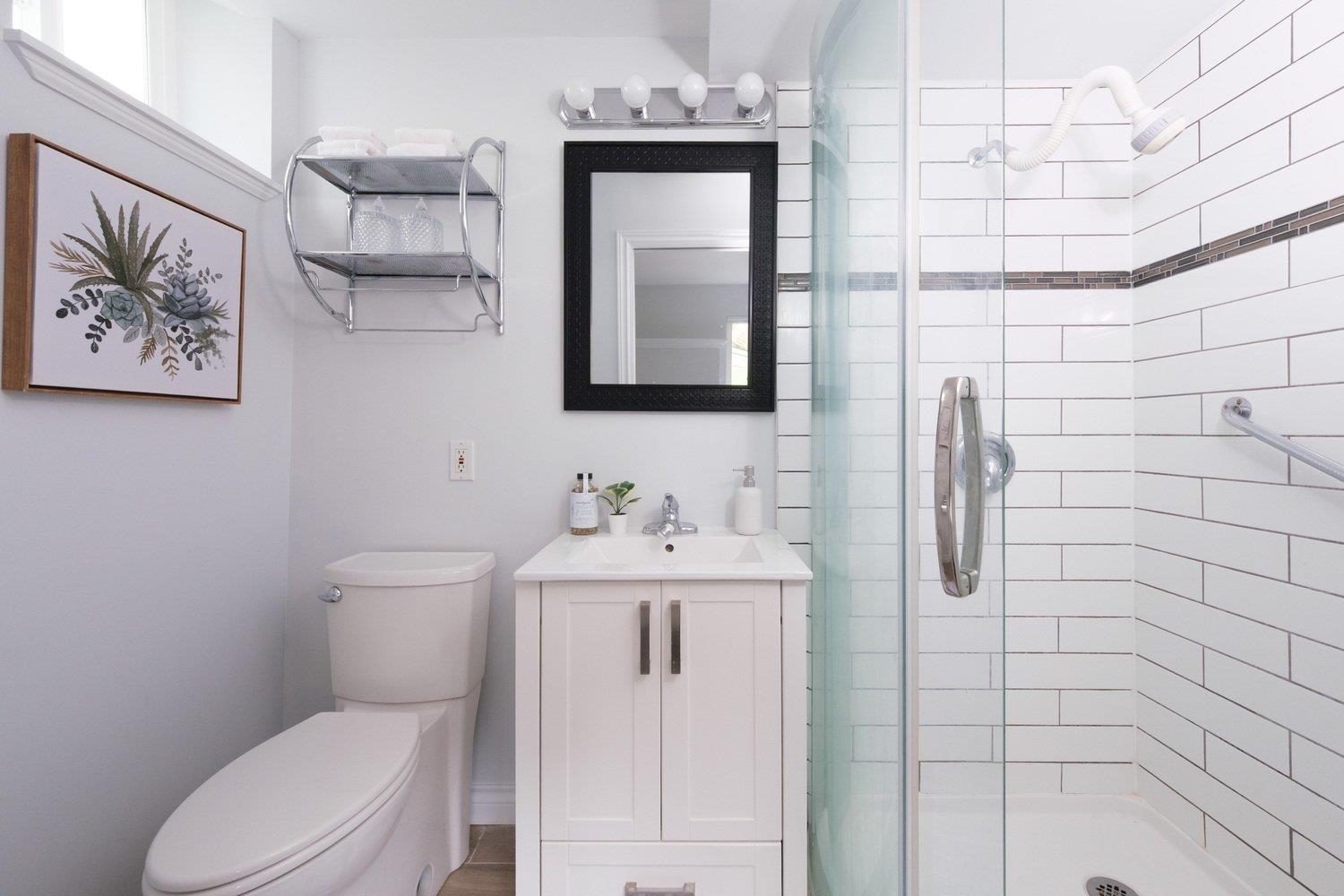 Listing image of 1438 MCNAIR DRIVE