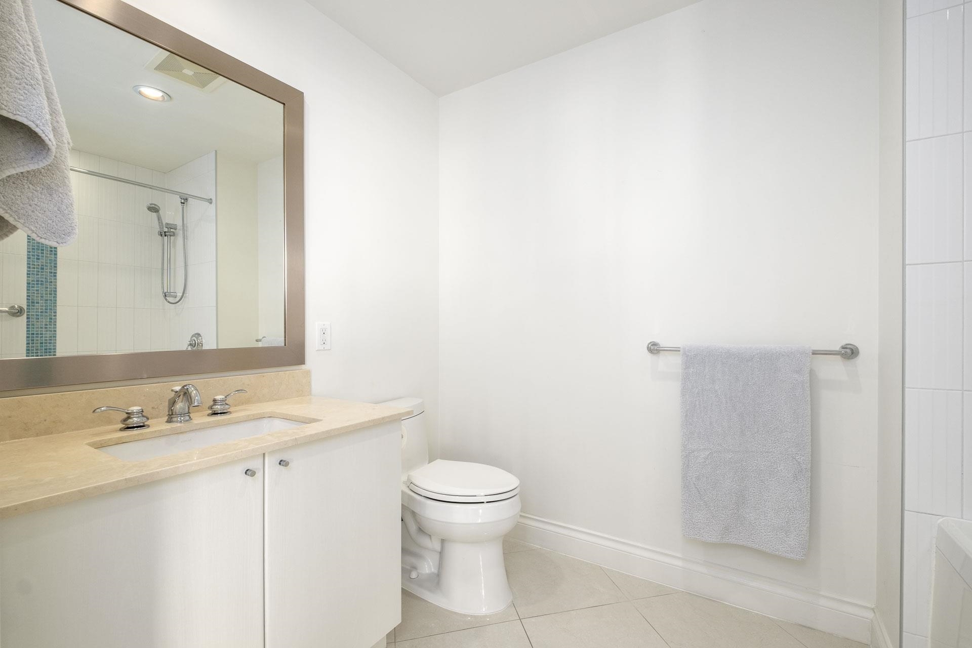 Listing image of 502 172 VICTORY SHIP WAY